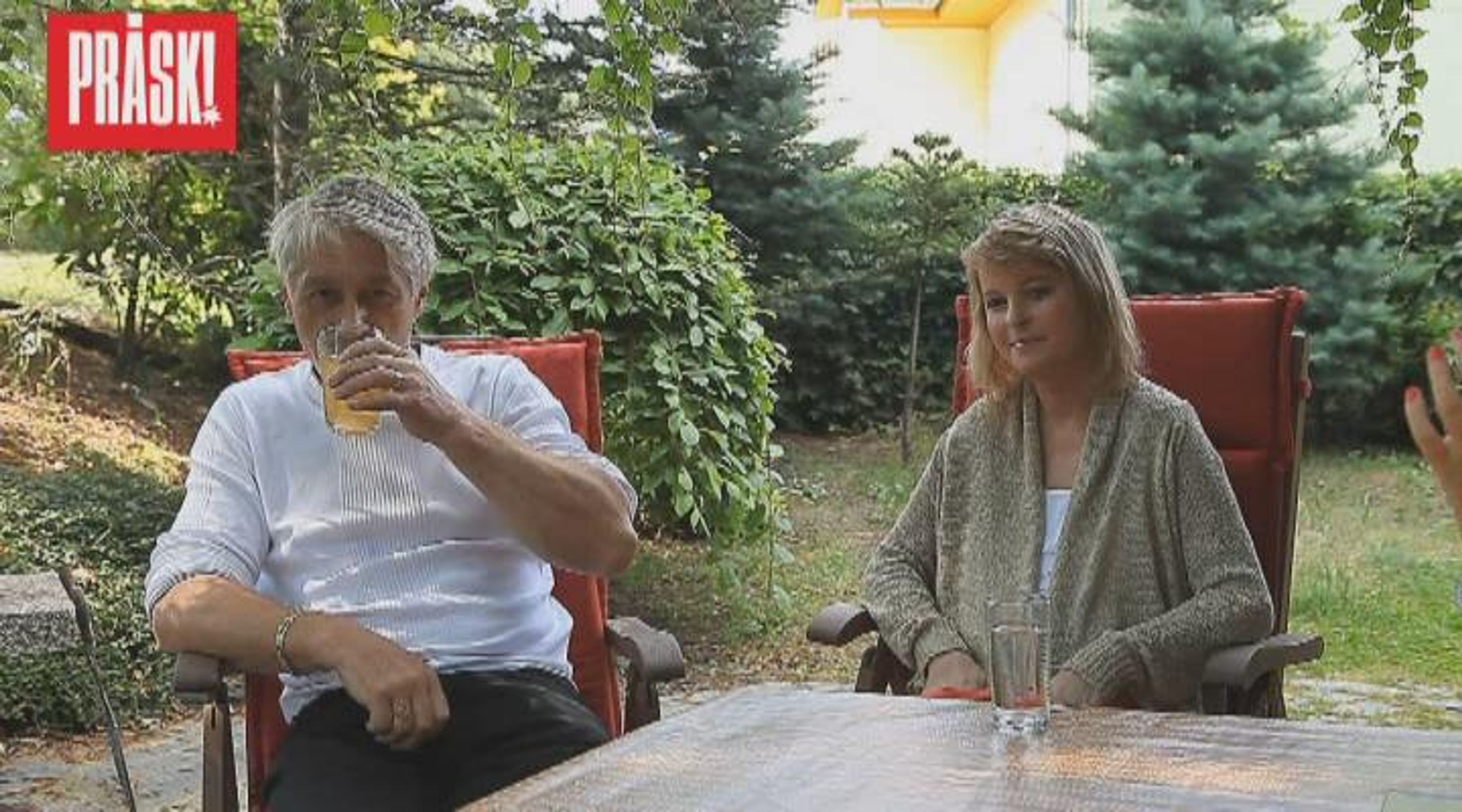 2013-07-17_PRASK-Bartosova-rozhovor3 - VTHUMB - GALERIE: Divokej Bill (7/15)