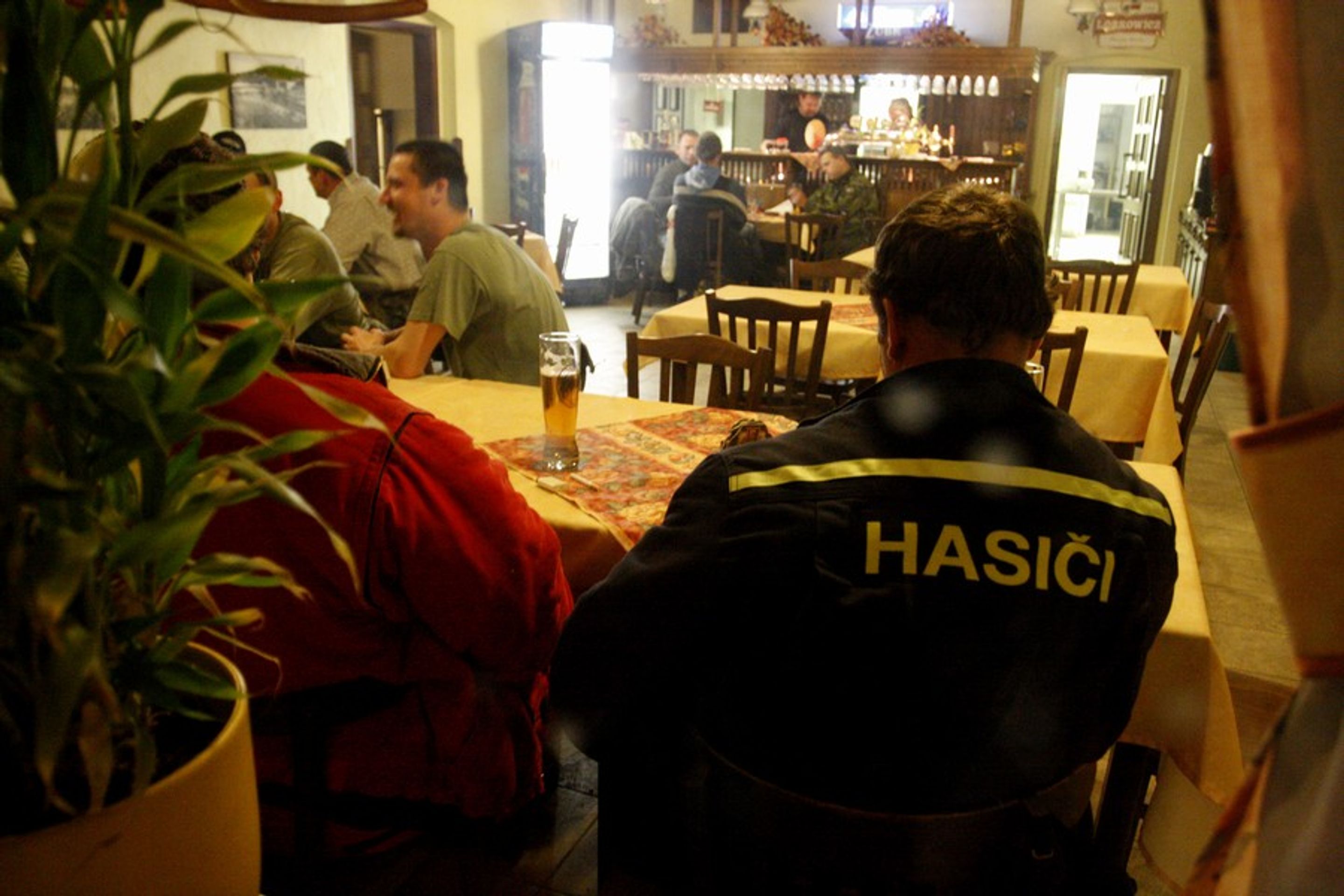 Hasiči v Troubkách - GALERIE: Noc v Troubkách (1/10)