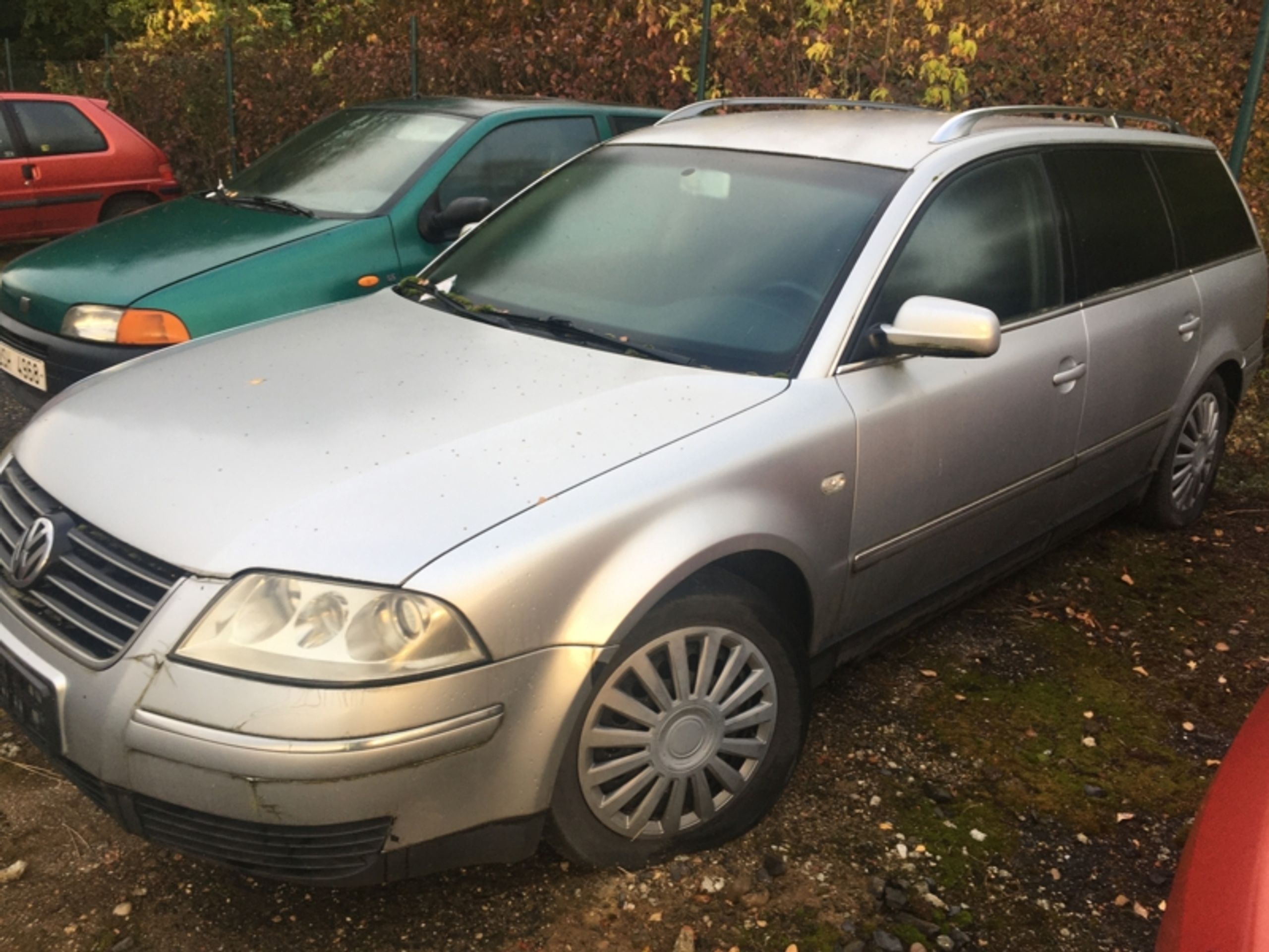 OA VW Passat - odhadní cena 900 Kč, nejnižší podání 300 Kč - Aukce aut, která blokovala ulice Ústí nad Labem (10/16)