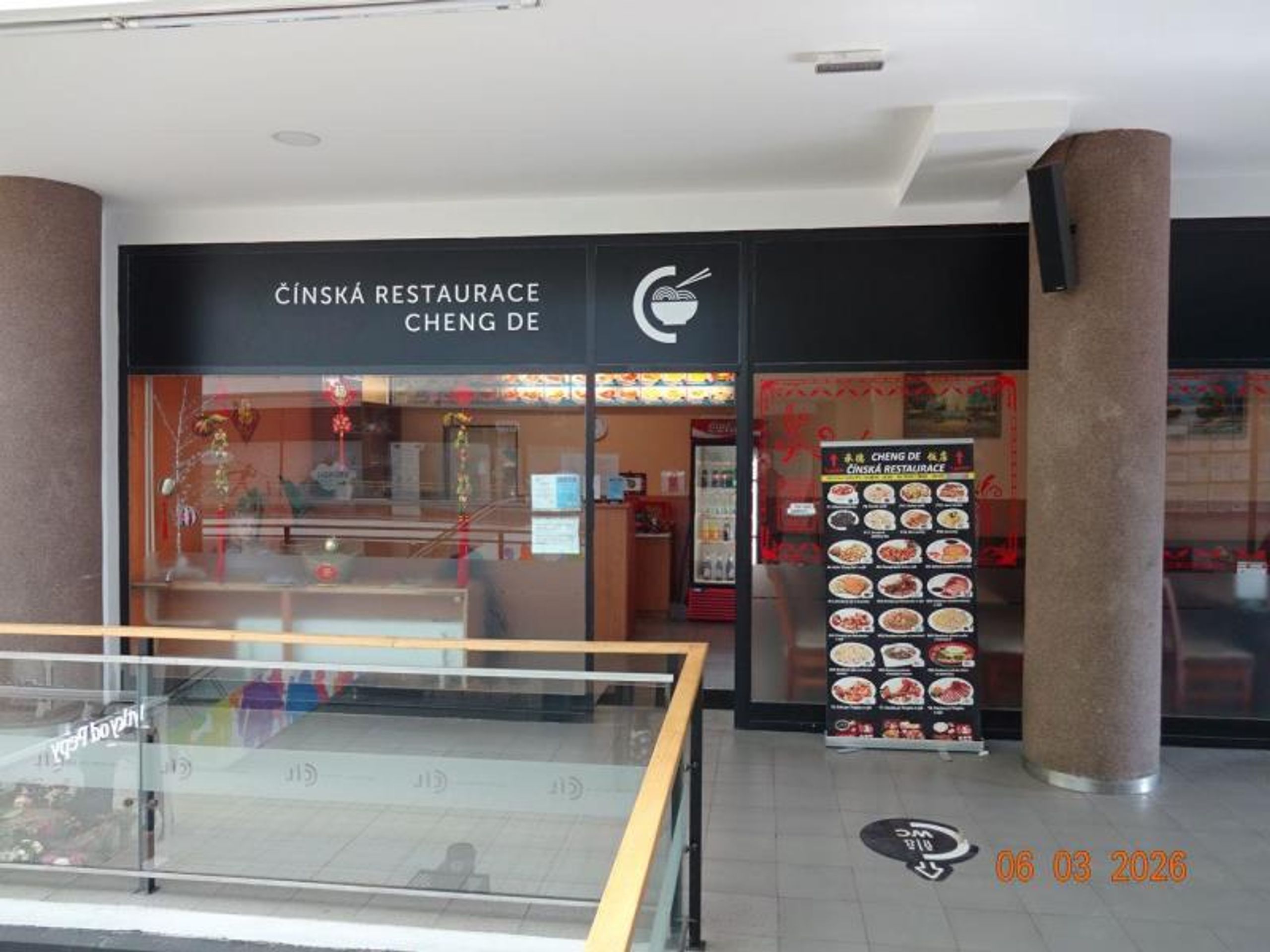 Uzavřená restaurace Cheng De - Uzavřená restaurace Cheng De v Praze (8/8)
