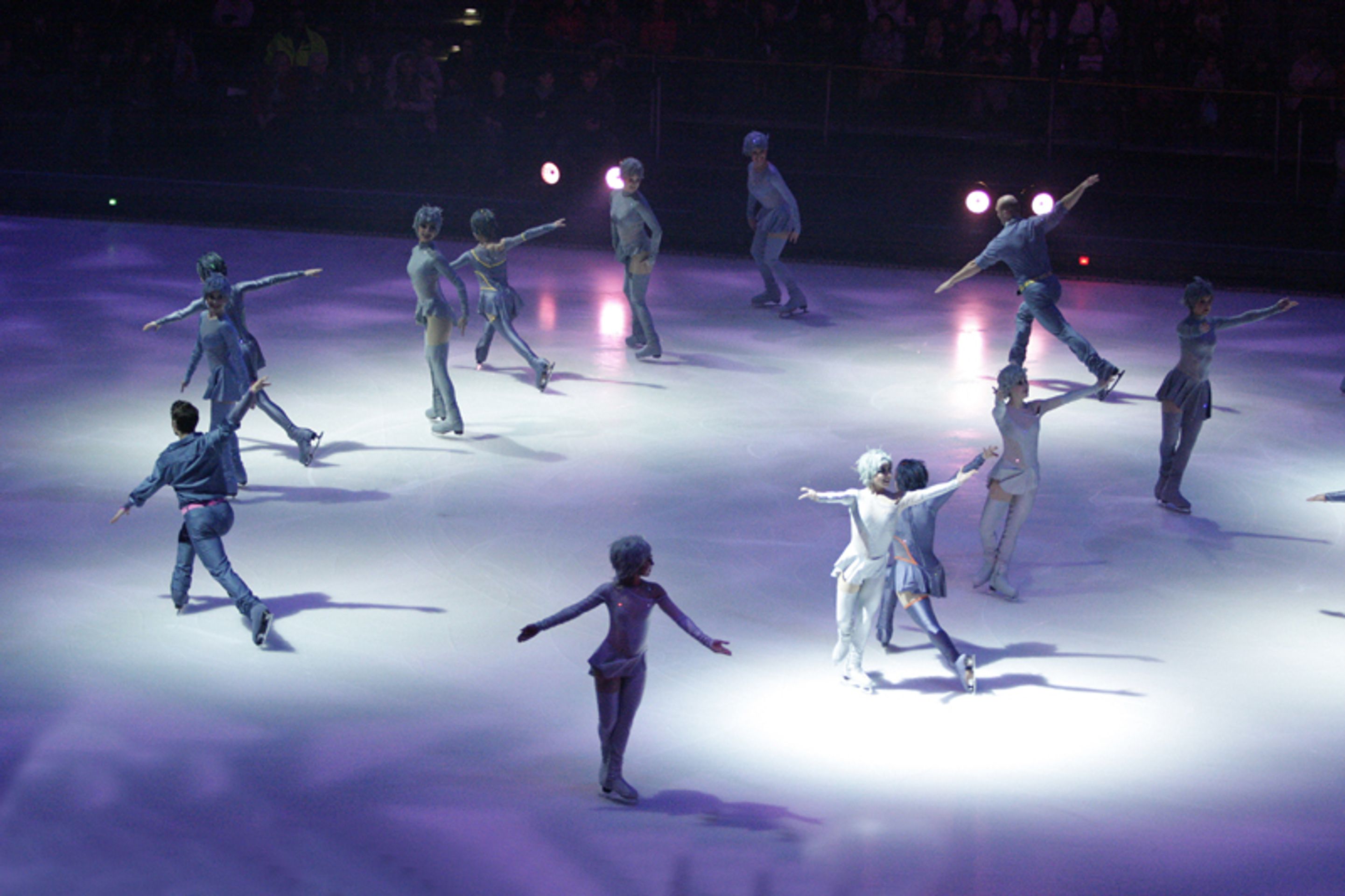 Holiday on Ice - GALERIE: Holiday on Ice (6/16)