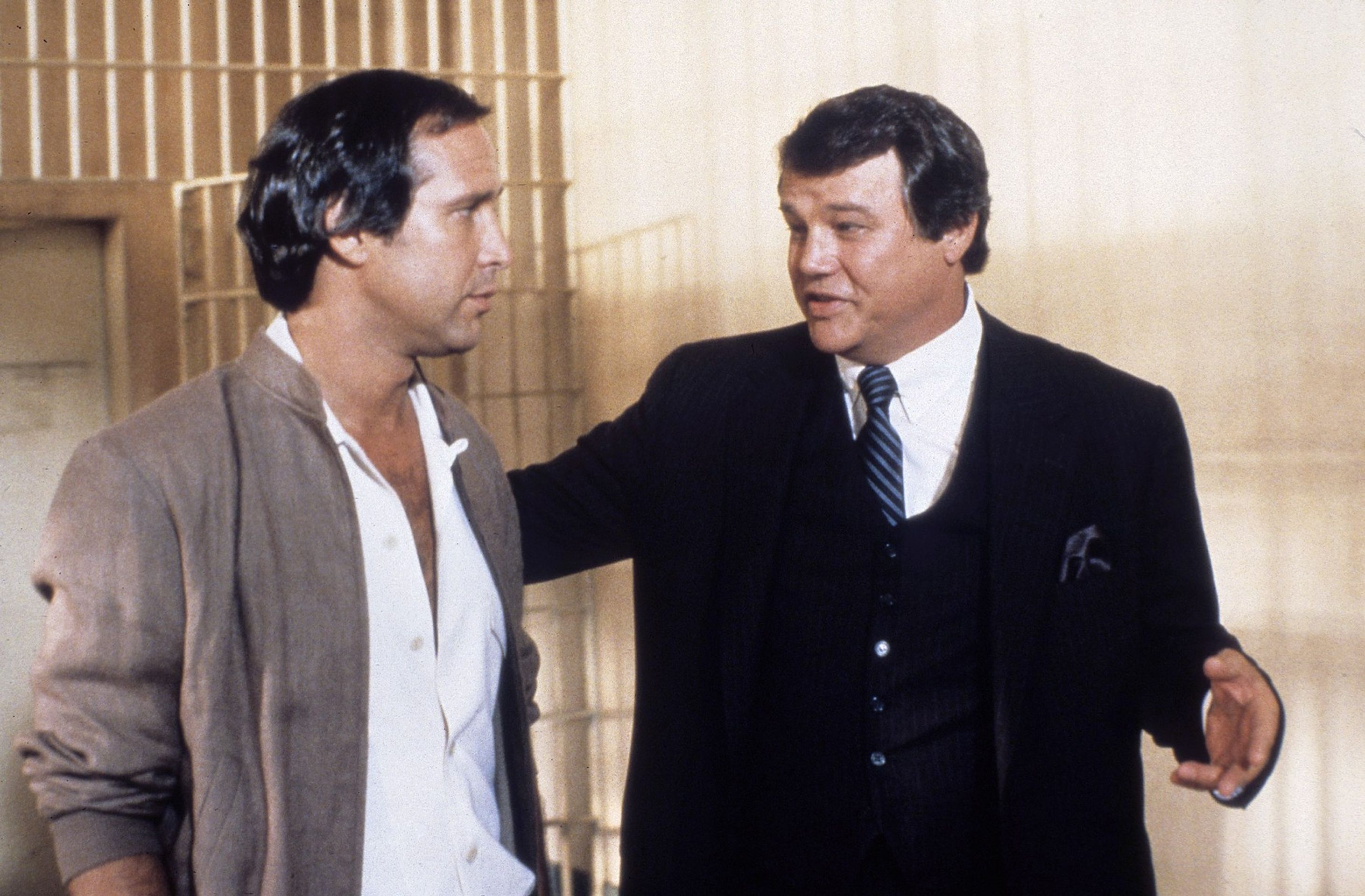 Chevy Chase a Joe Don Baker ve filmu Fletch (1984) - Joe Don Baker (5/6)
