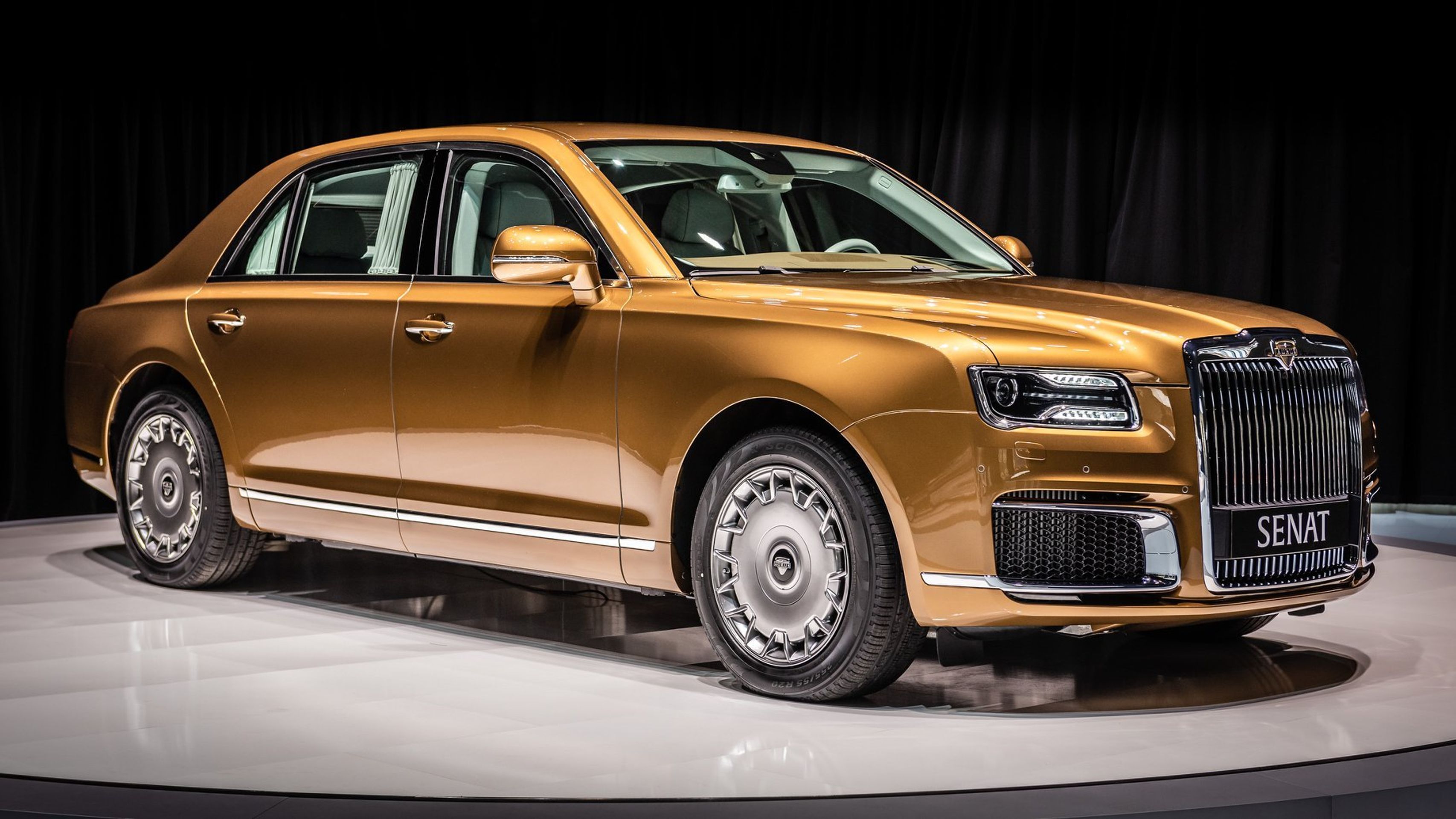Ruský luxus - limuzína a sedan Aurus - 37 - Fotogalerie: Luxusní ruská monstra Aurus (9/27)