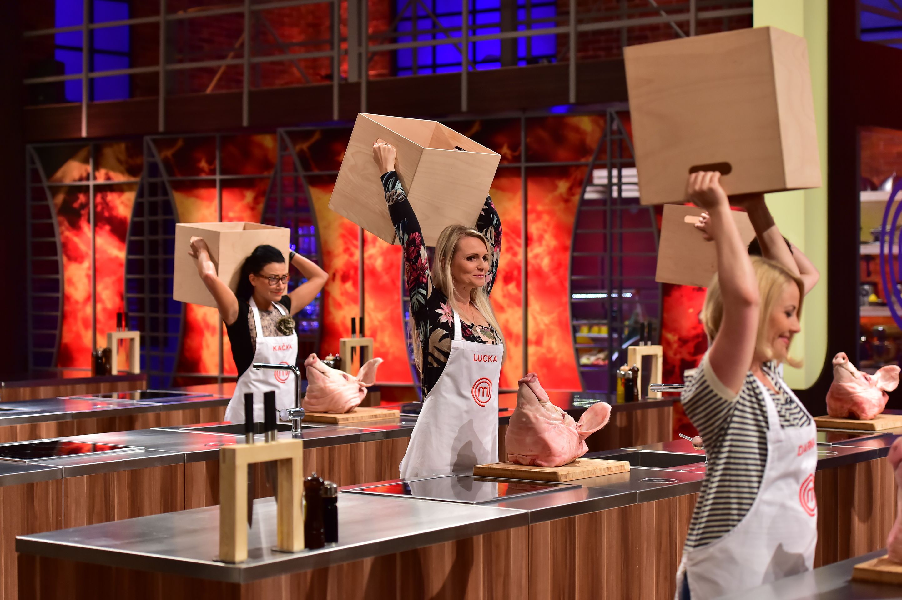 MasterChef Česko: Prasečí hlavy vyděsily soutěžící! - 2 - GALERIE: MasterChef Česko: Prasečí hlavy vyděsily soutěžící! (2/7)