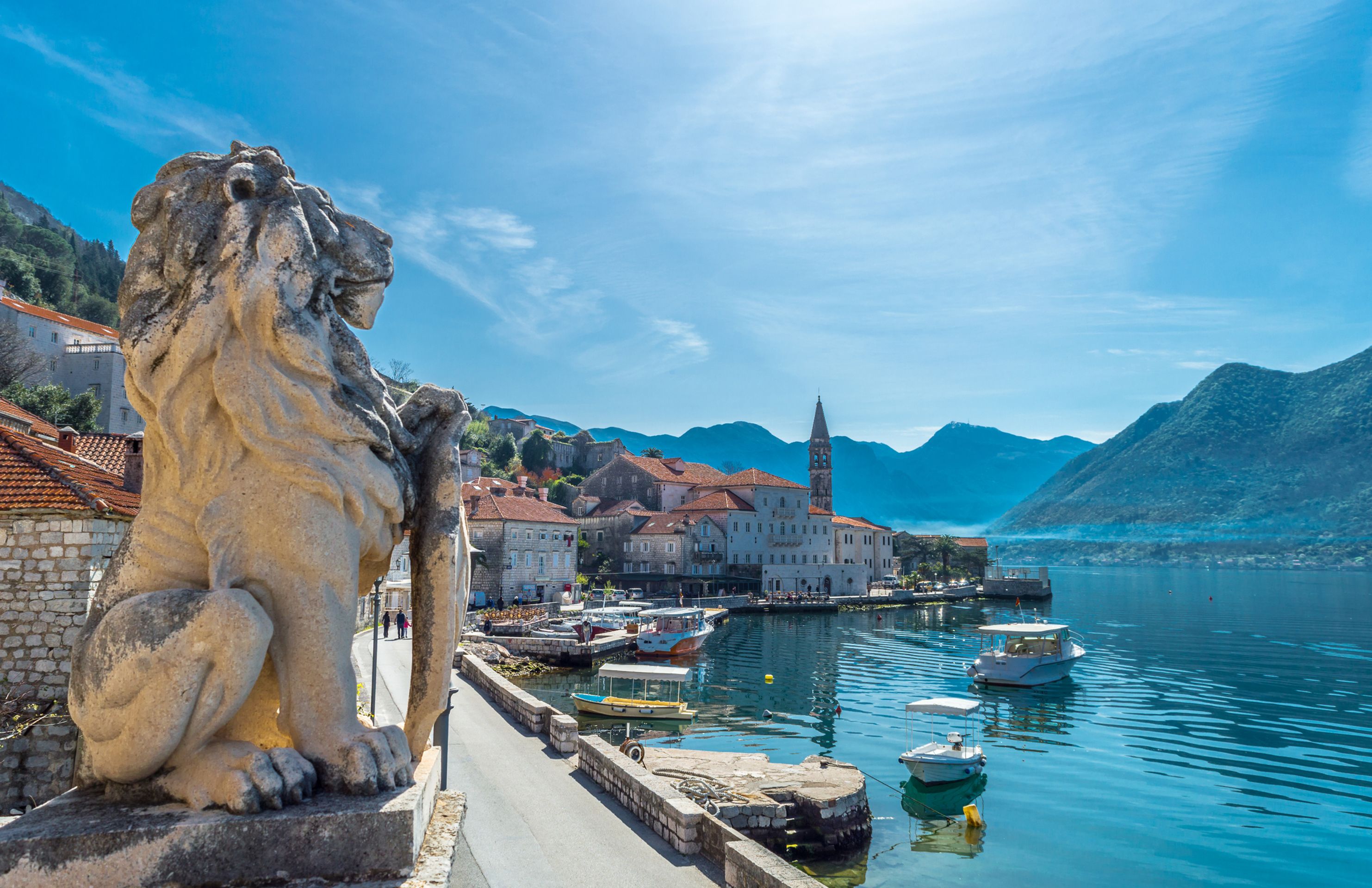 Vesnice Perast v Černé hoře - Skryté poklady Evropy: Nejkrásnější města, na která se mnohdy zapomíná (13/14)