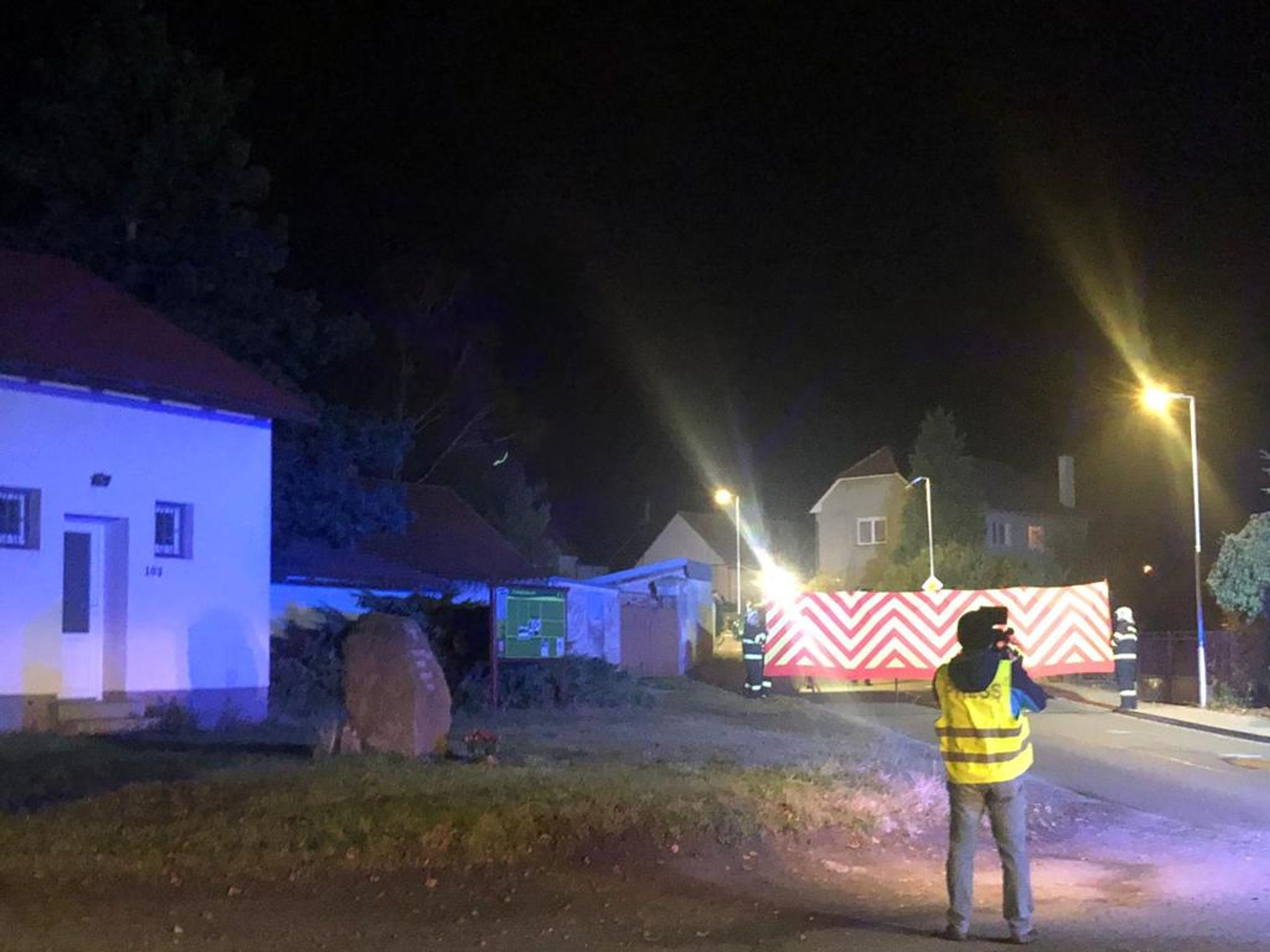 Tragická nehoda v obci Tatce na Kolínsku - Tragická nehoda v obci Tatce na Kolínsku (4/5)