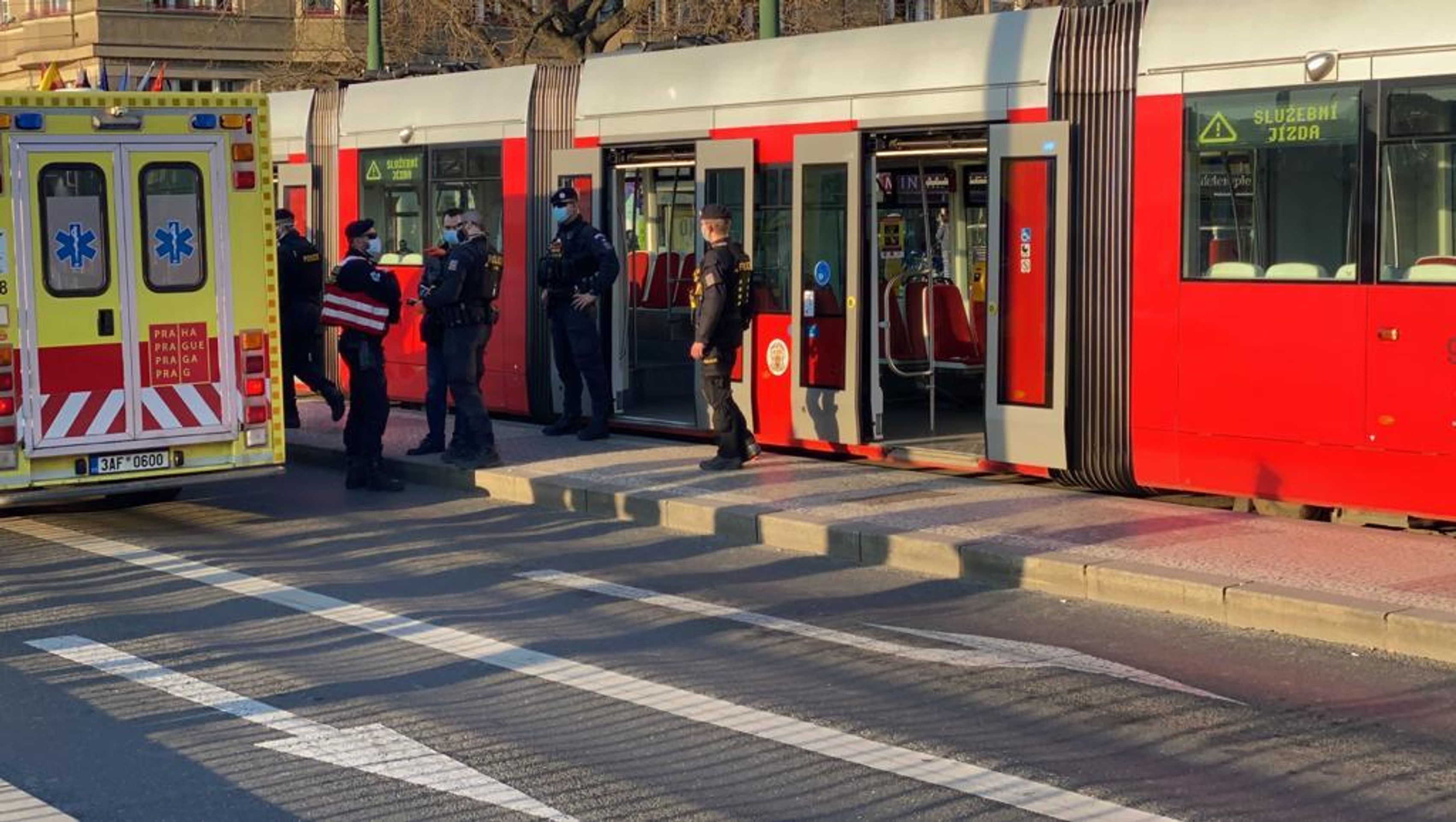 Střelba v pražské tramvaji - 4 - GALERIE: Střelba v pražské tramvaji (4/8)