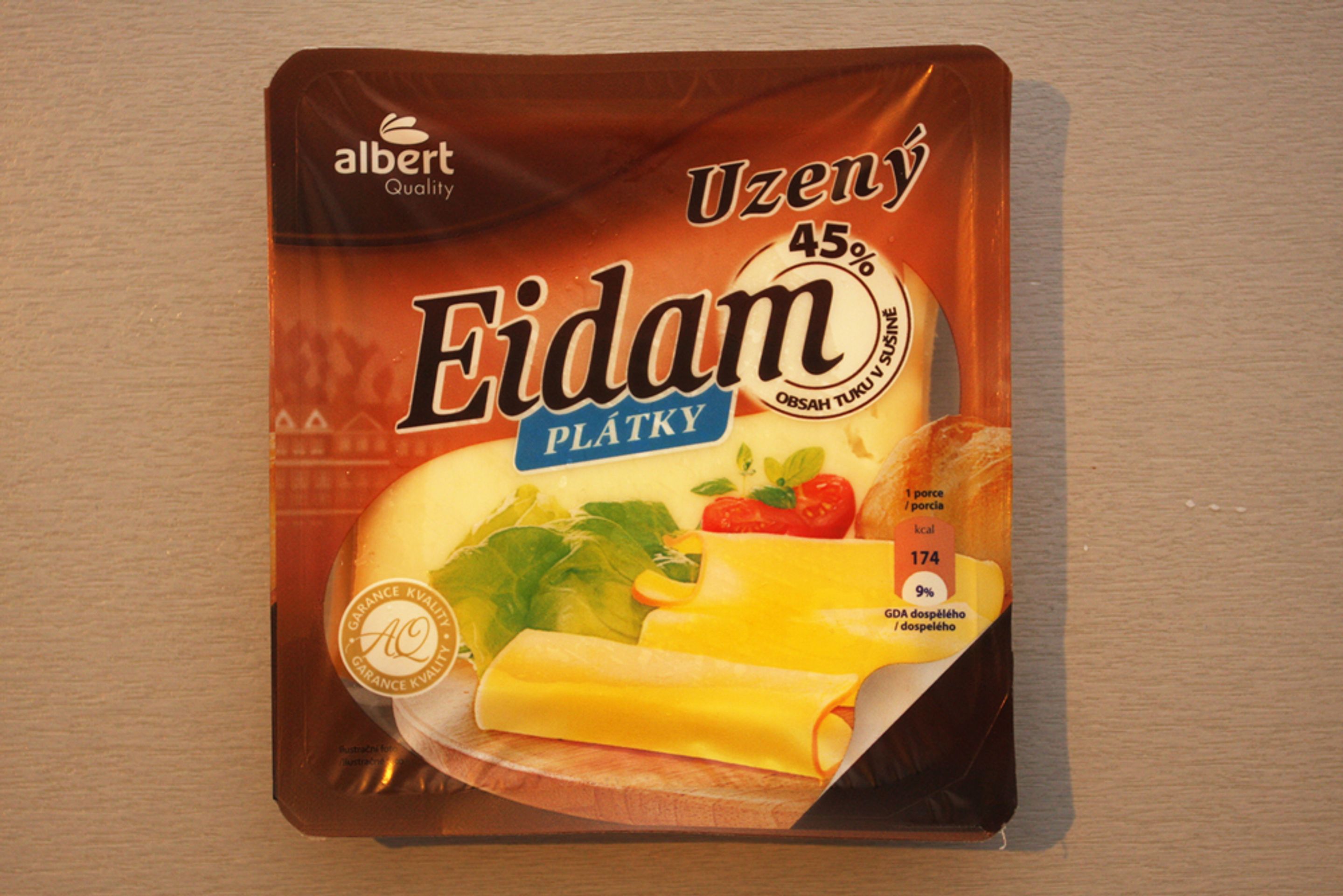 Test - uzené sýry - Albert Quality - GALERIE: Test uzených plátkových sýrů (3/14)
