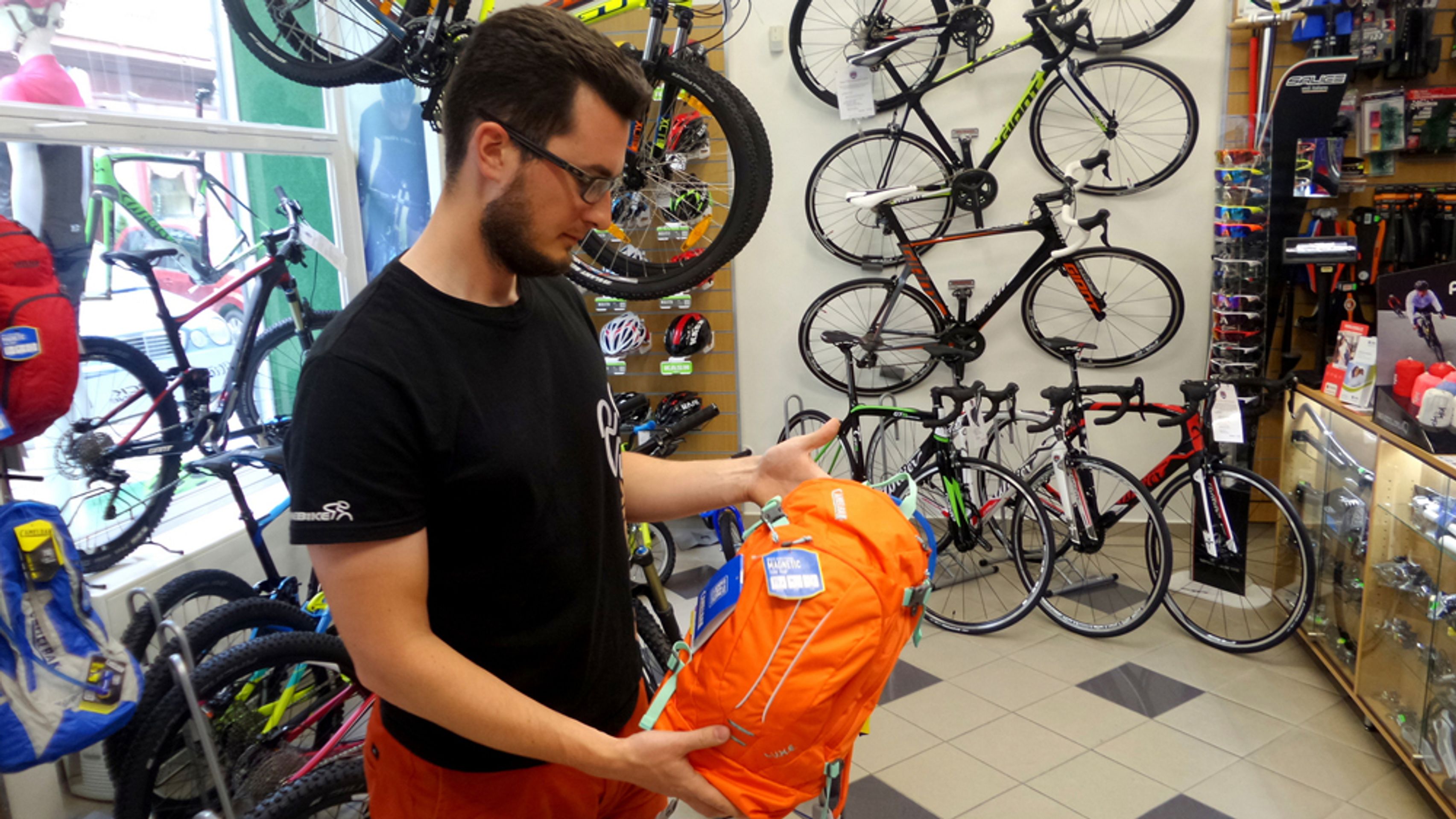 Proč na kolo vozit cyklistický batoh - 6 - GALERIE: Proč na kolo vozit cyklistický batoh (6/12)