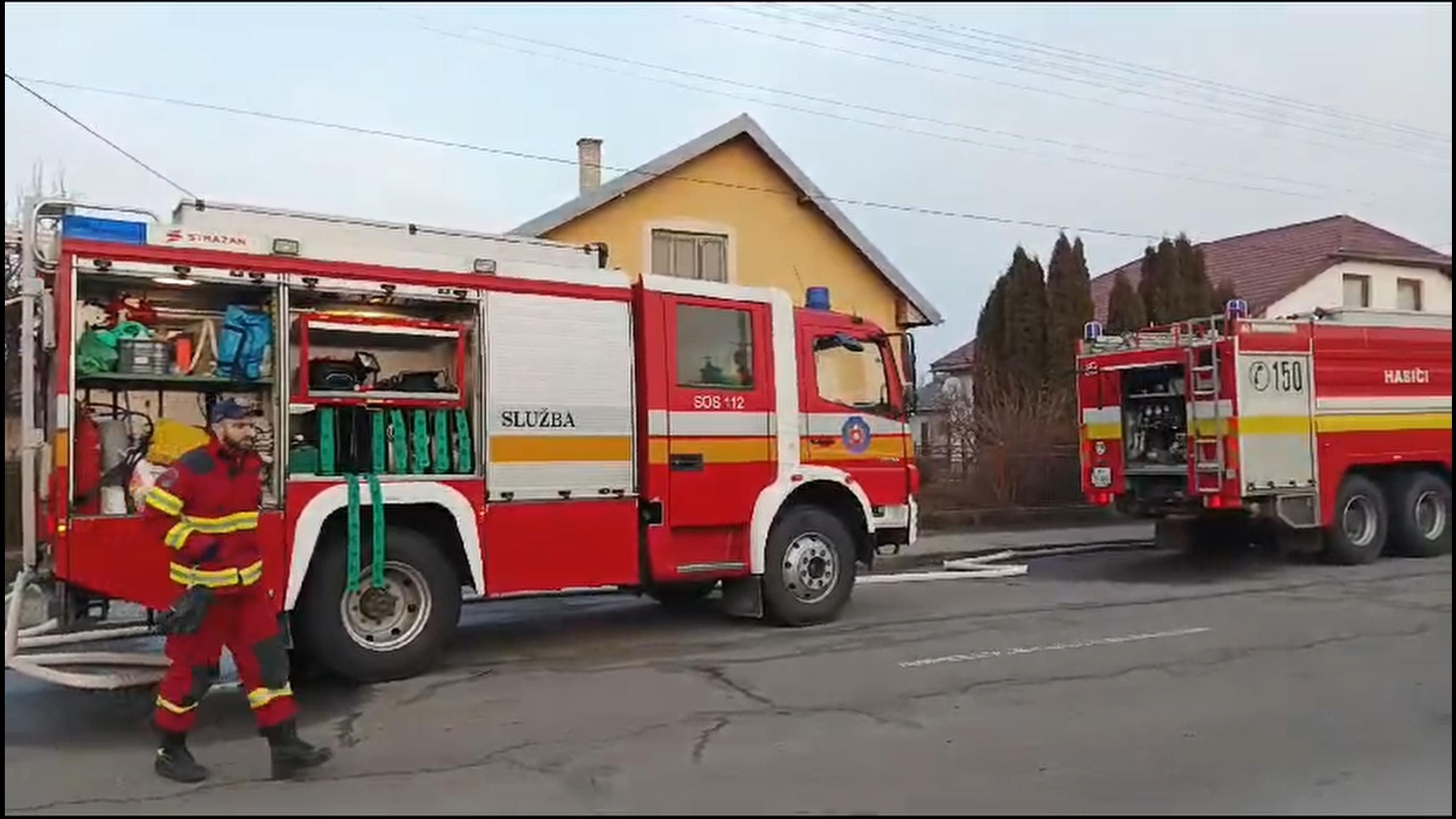 Požár penzionu v Sobrancích (1) - Požár penzionu v Sobrancích (1/3)