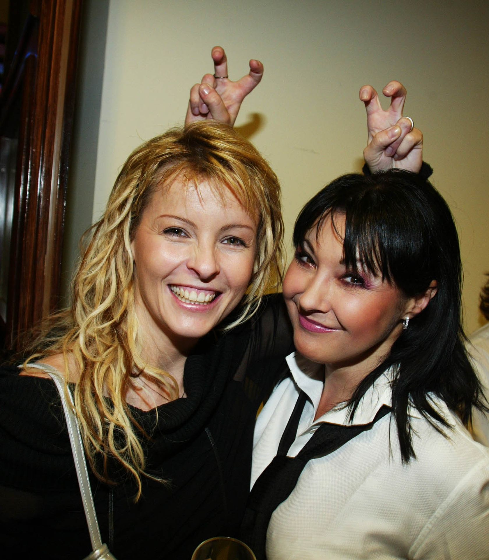 Dagmar Patrasová a Iveta Bartošová, 12. 10. 2003 - Iveta Bartošová (2/14)