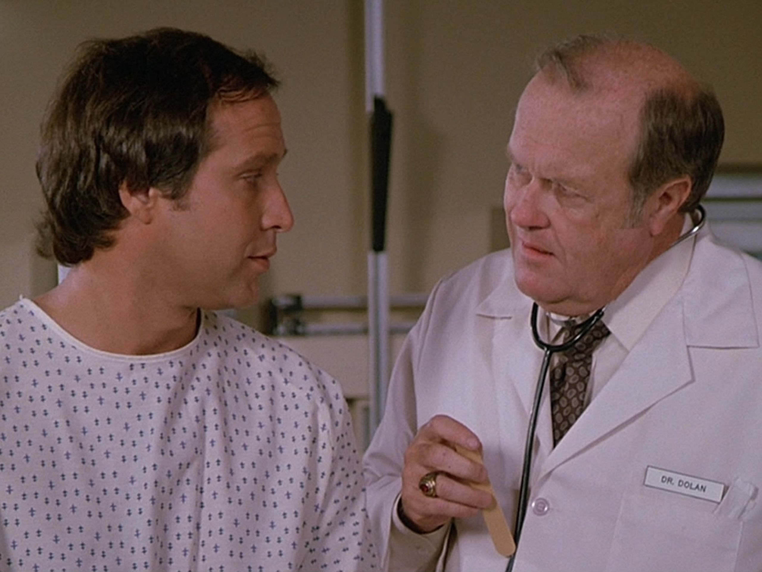 M. Emmet Walsh a Chevy Chase ve filmu Fletch, 1985 - M. Emmet Walsh (3/5)