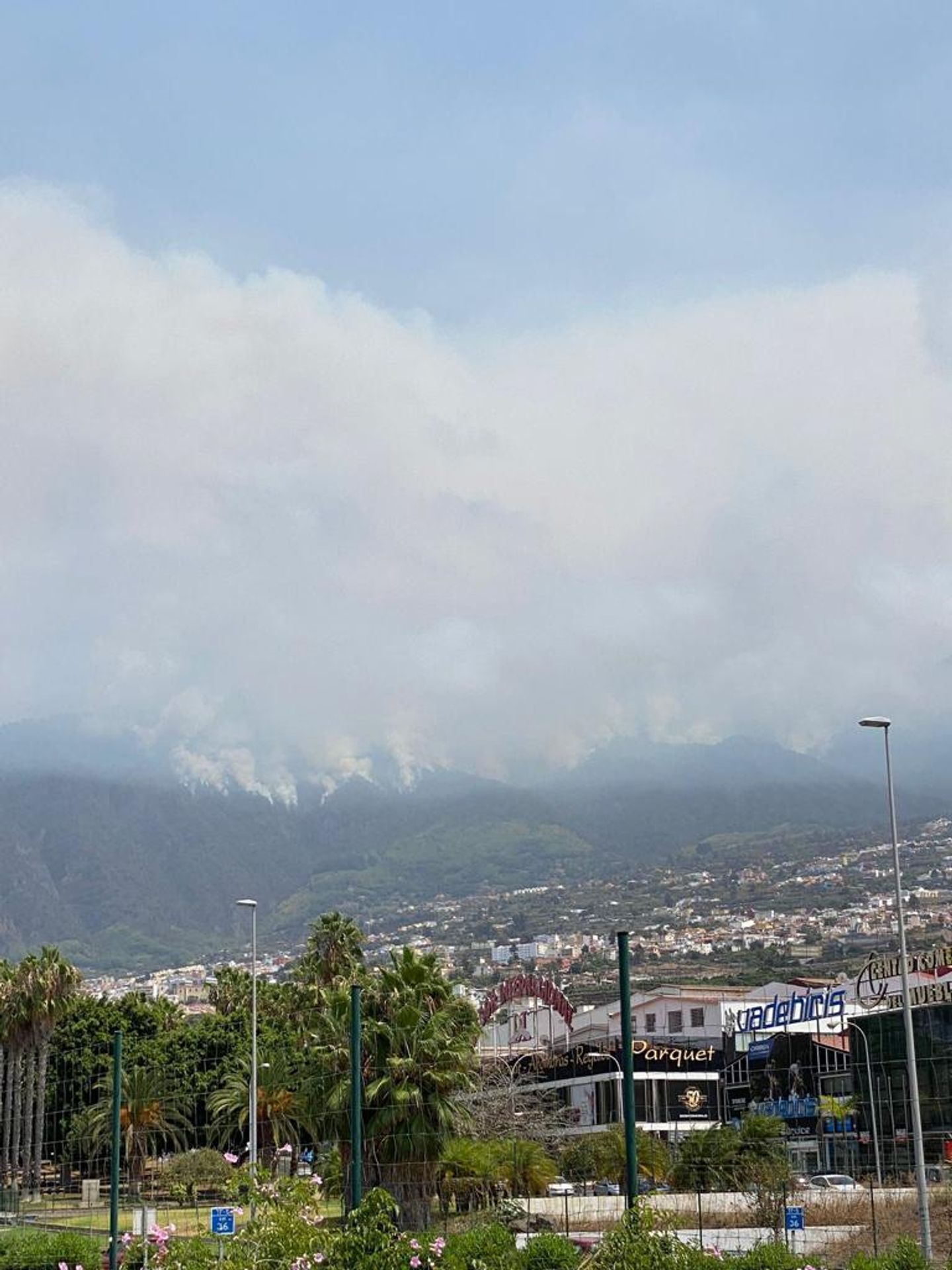 Požáry na Tenerife - Požáry na Tenerife (1/5)