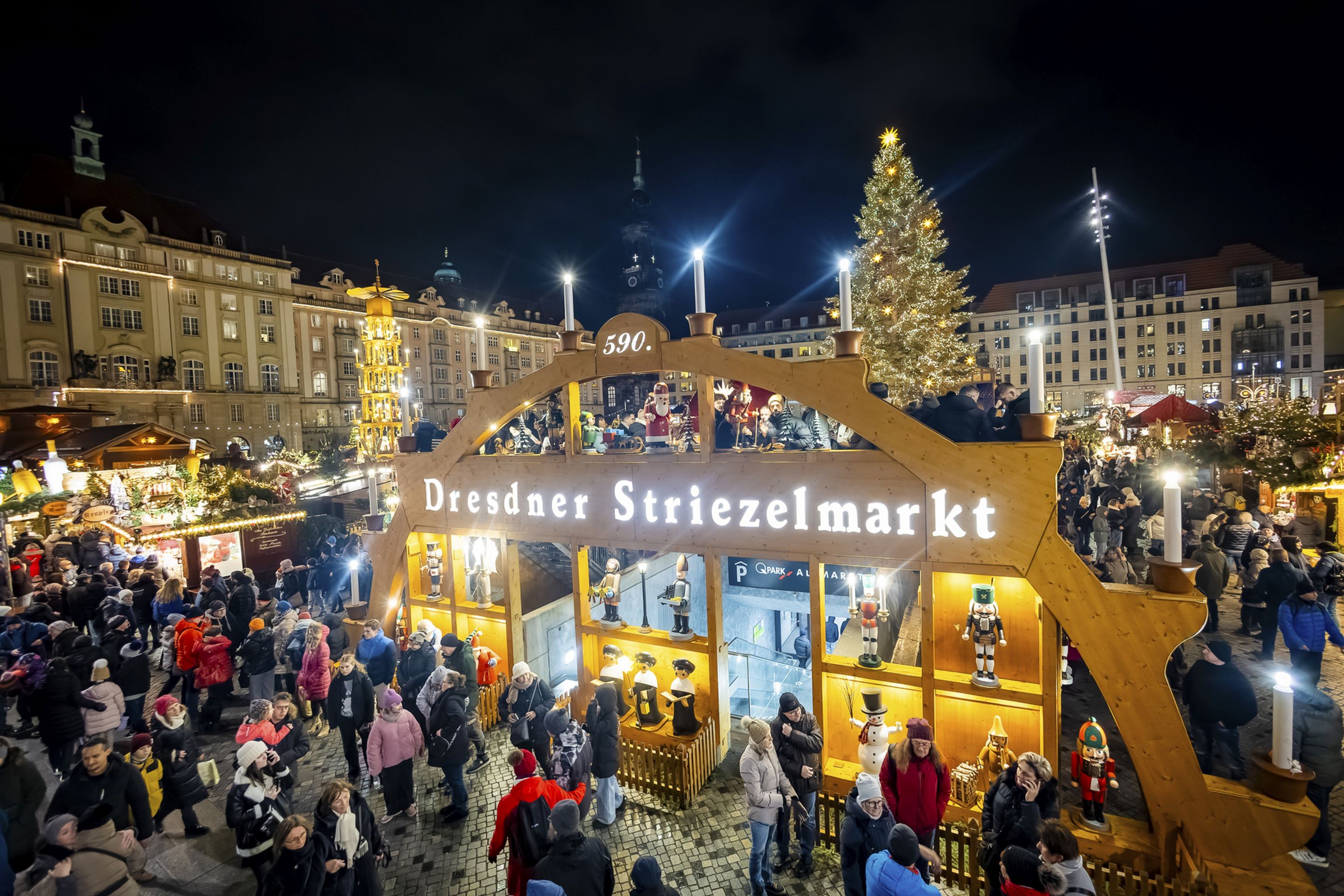 Adventní trhy v Drážďanech - Adventní trhy v Evropě (4/11)