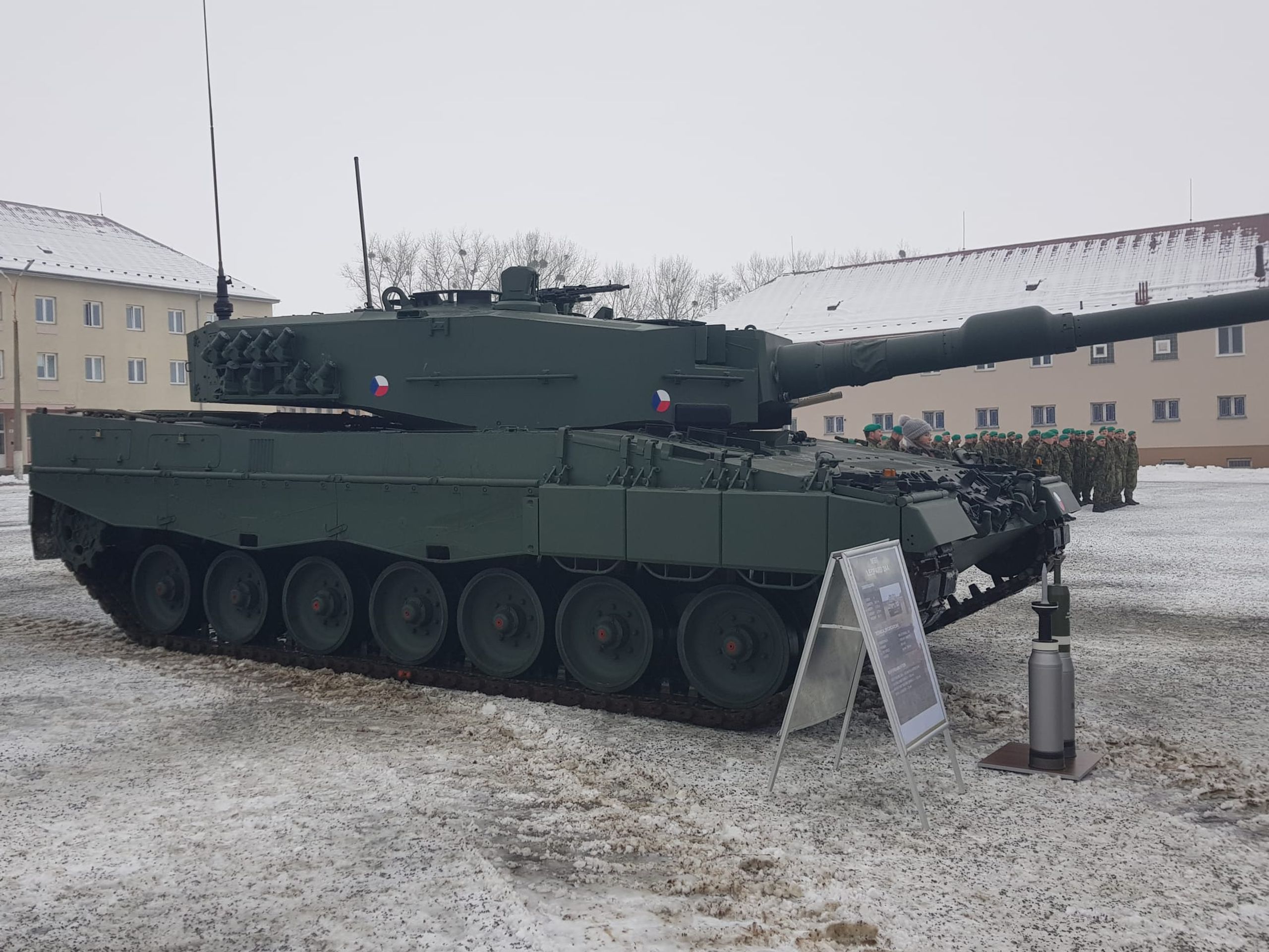 Tank Leopard 2A4 - Tank Leopard 2A4 (5/6)