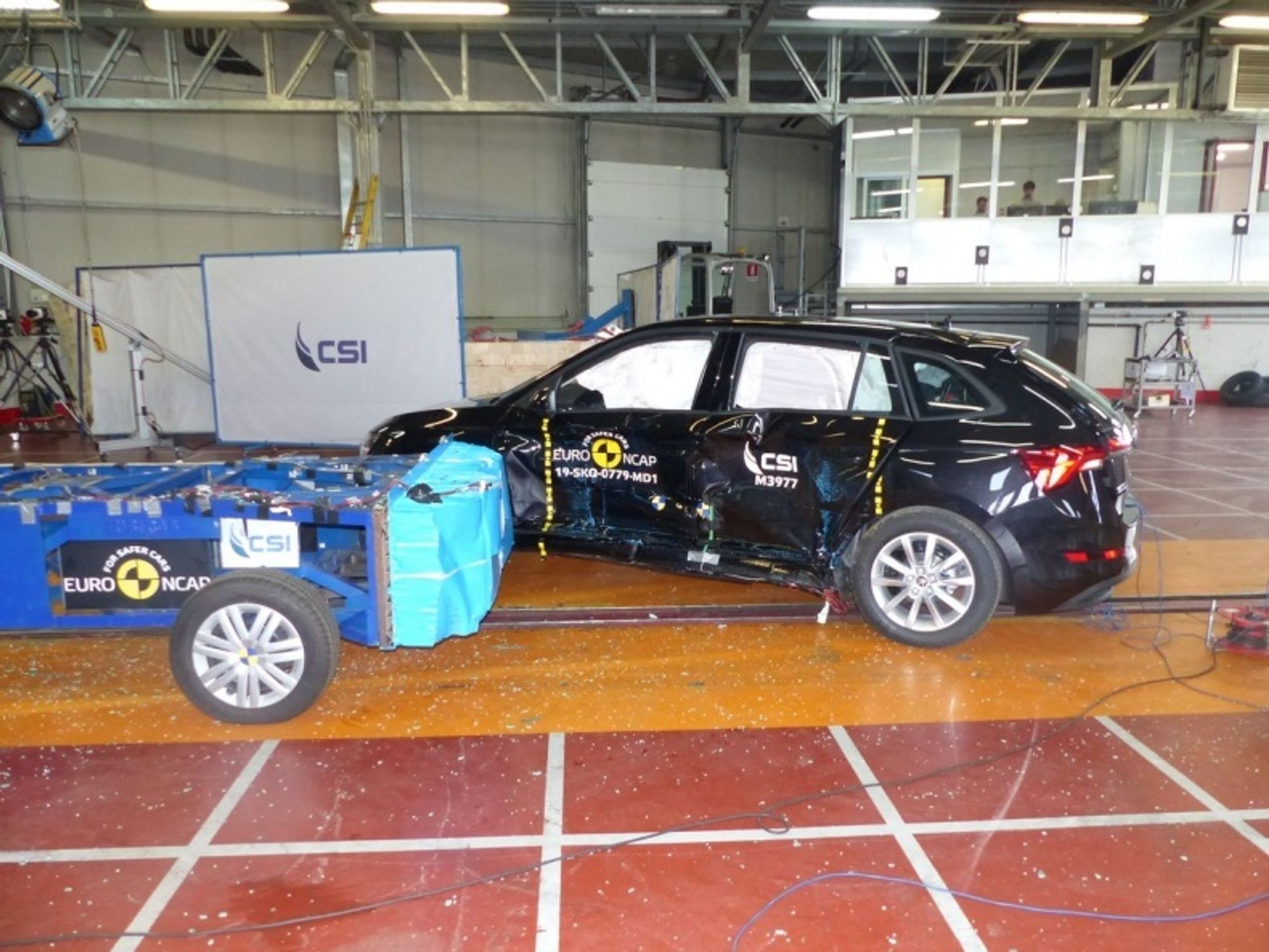 Crash test Škody Scala - 11 - Fotogalerie: Takhle dopadla Škoda Scala v nejnovějších crash testech (5/7)