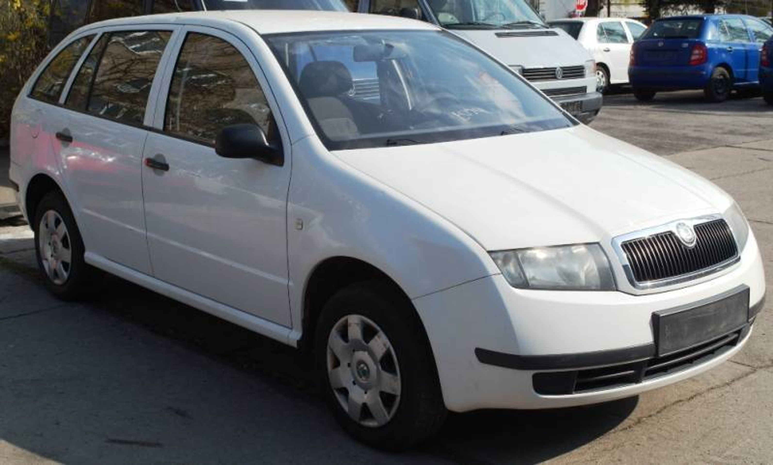 Škoda Fabia Kombi 1.4 2003 - Galerie: Prodej aut Ministerstva vnitra (7/11)
