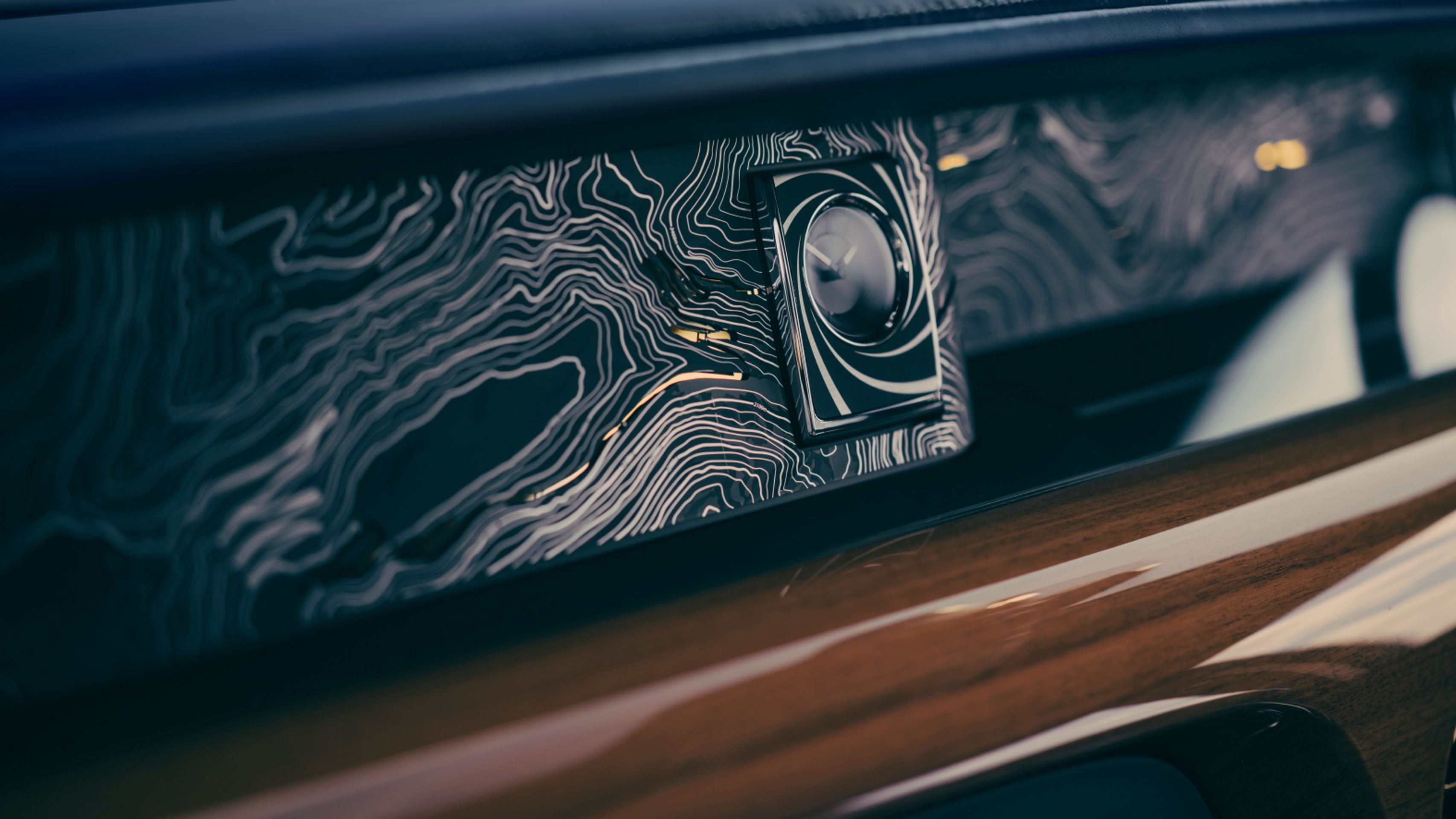 Rolls-Royce Phantom Goldfinger - Rolls-Royce Phantom Goldfinger (5/9)
