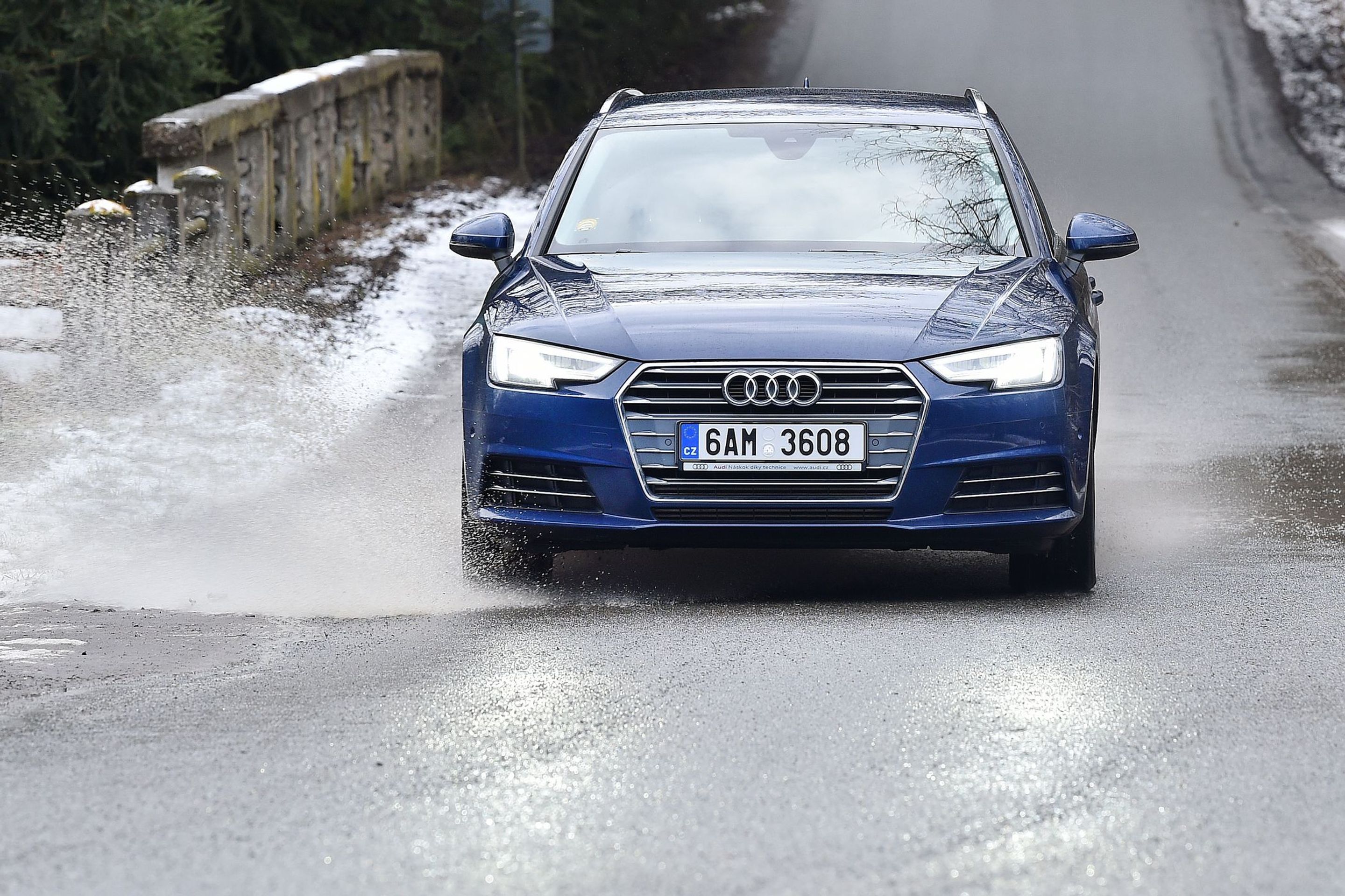 Audi A4 Avant g-tron - 7 - GALERIE: Audi A4 Avant g-tron (11/15)