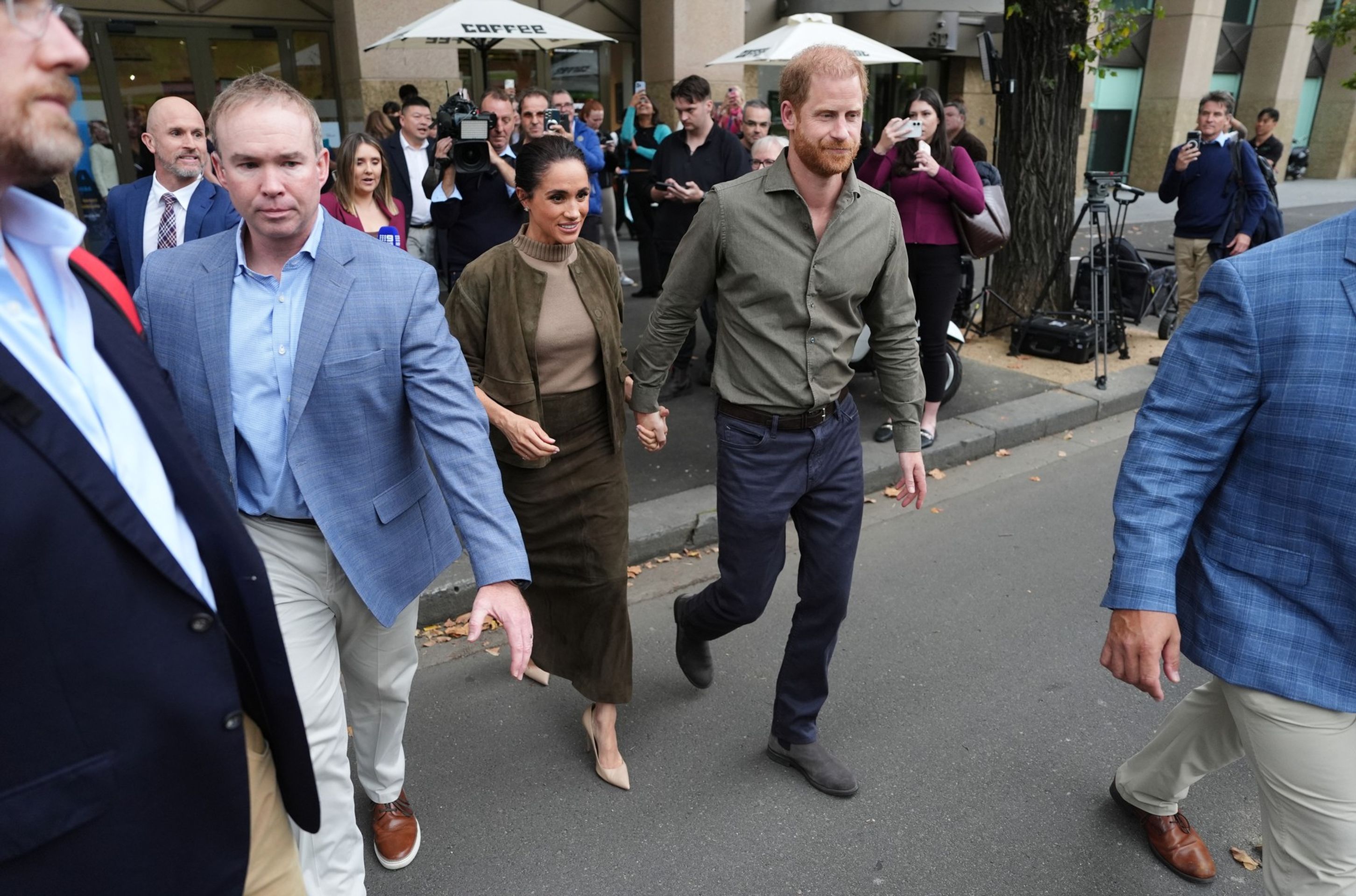 Harry a Meghan na návštěvě Austrálie - Harry a Meghan na návštěvě Austrálie (8/8)