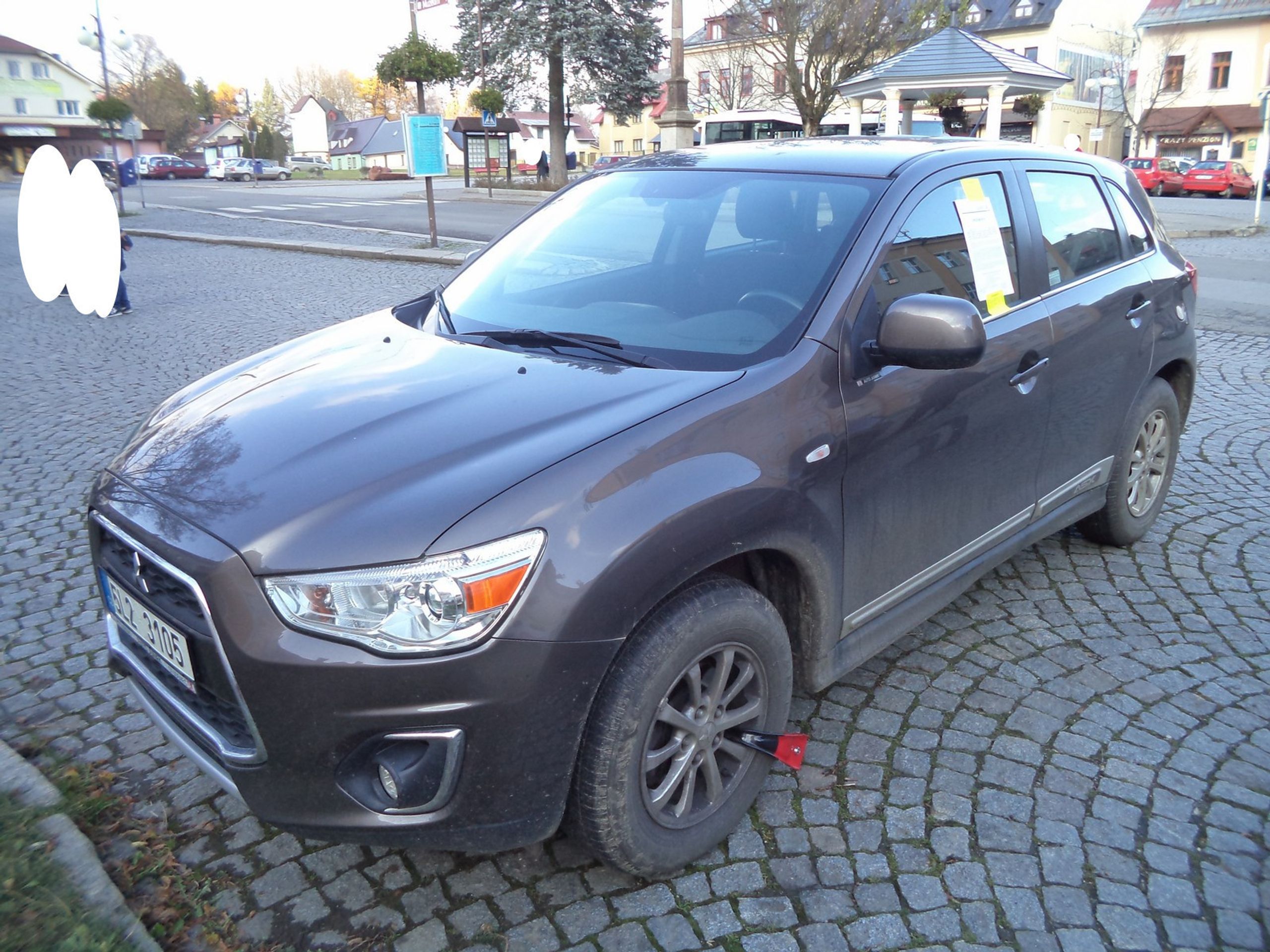 Exekuční dražba - Automobil Mitsubishi ASX - GALERIE: Exekuční dražby automobilů (3/10)