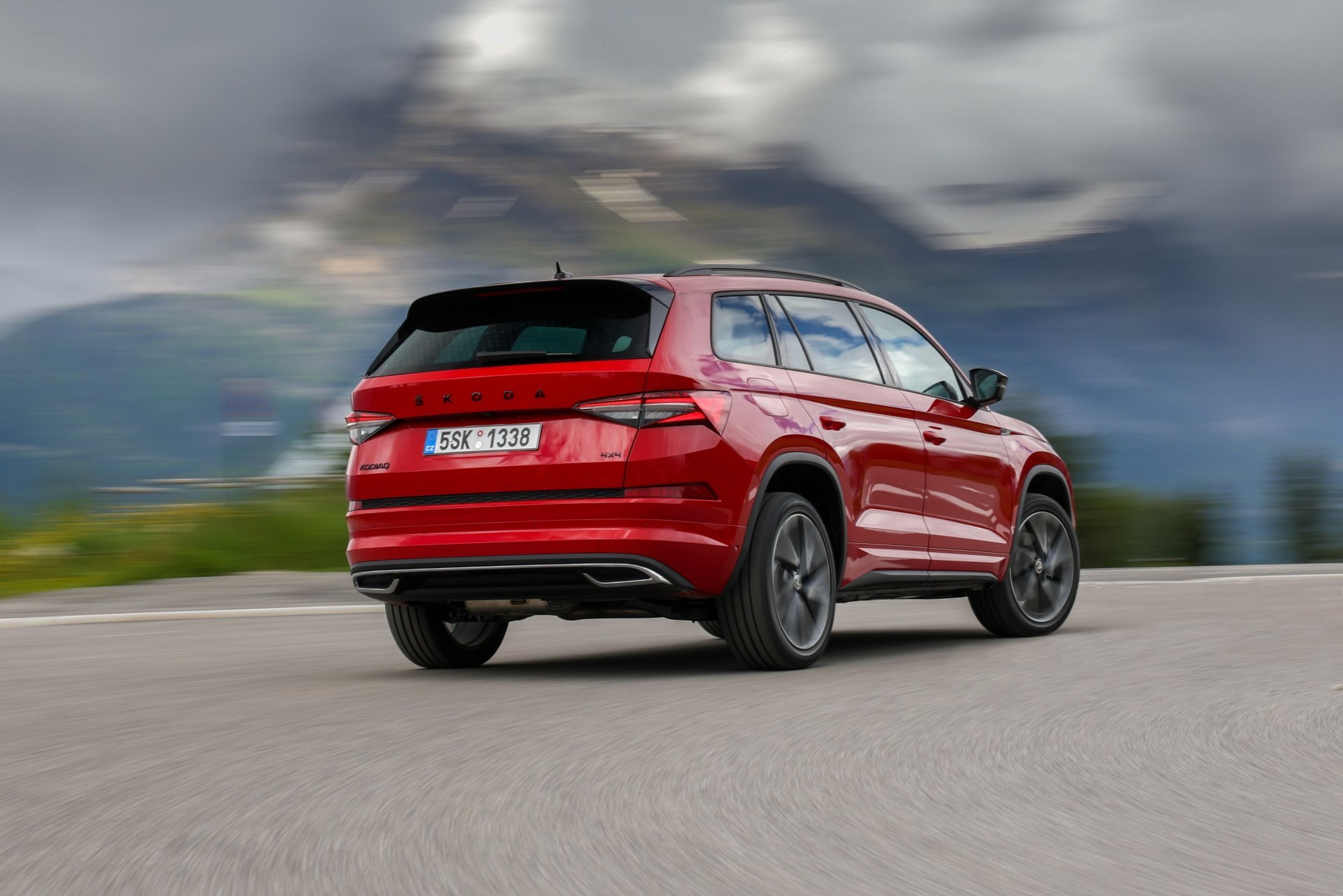 Modernizovaná Škoda Kodiaq - 61 - Fotogalerie: S omlazenou Škodou Kodiaq ve francouzských Alpách (9/26)
