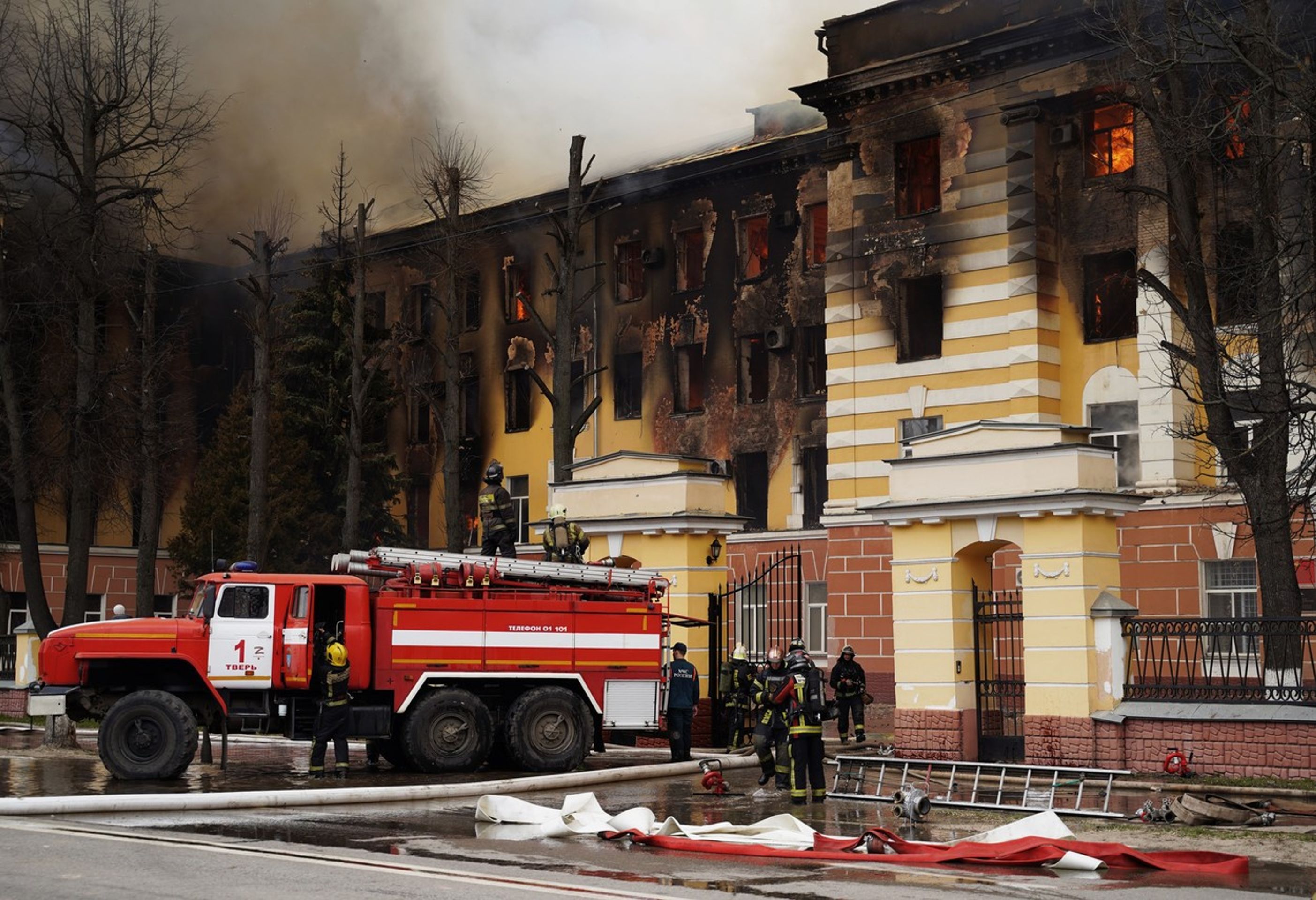 Požár ruského vědeckého institutu - Požár ruského vědeckého institutu (3/4)