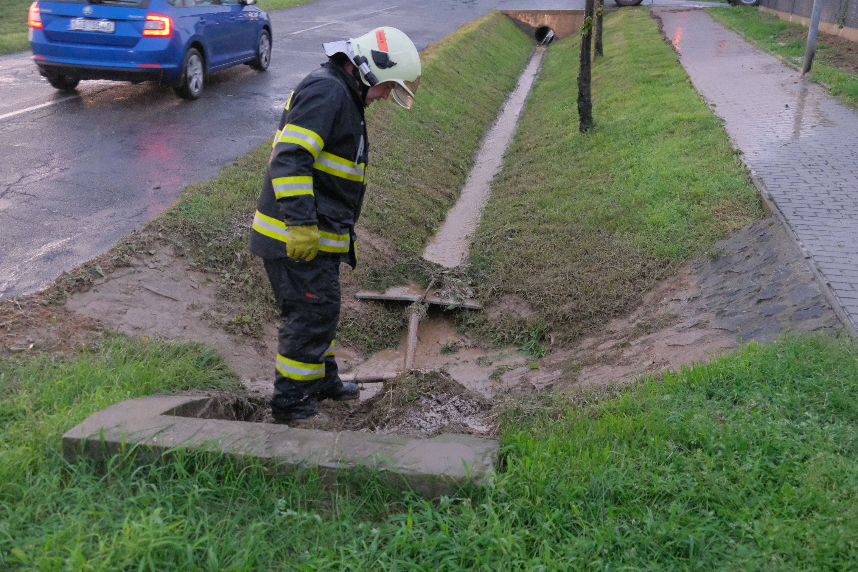 Moravskoslezští hasiči vyjeli v neděli odpoledne skoro 50krát - 17 - GALERIE: Bouřky na Moravě a ve Slezsku (5/21)
