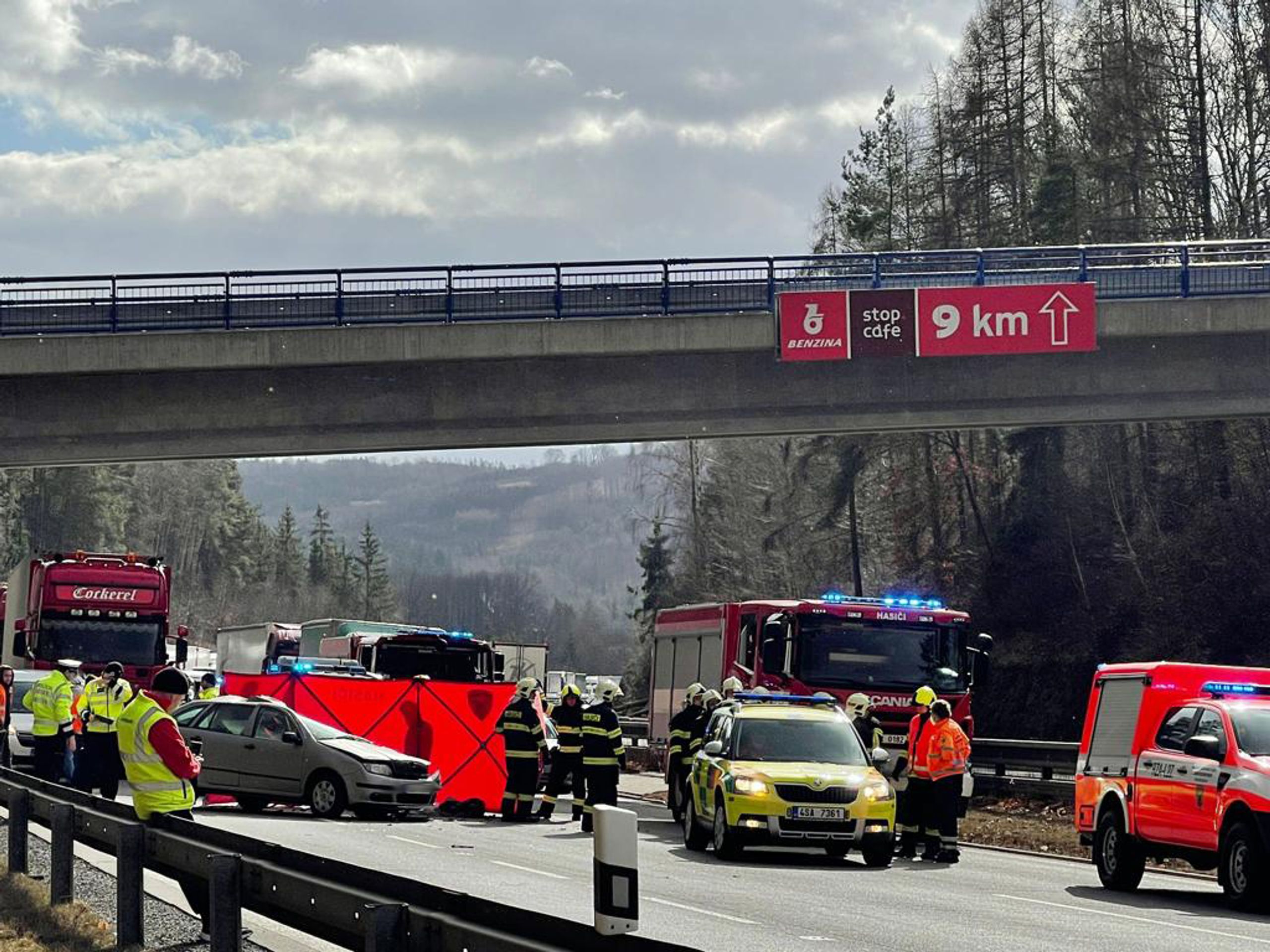 Smrtelná nehoda na D1 (3) - Nehoda na D1 (3/8)