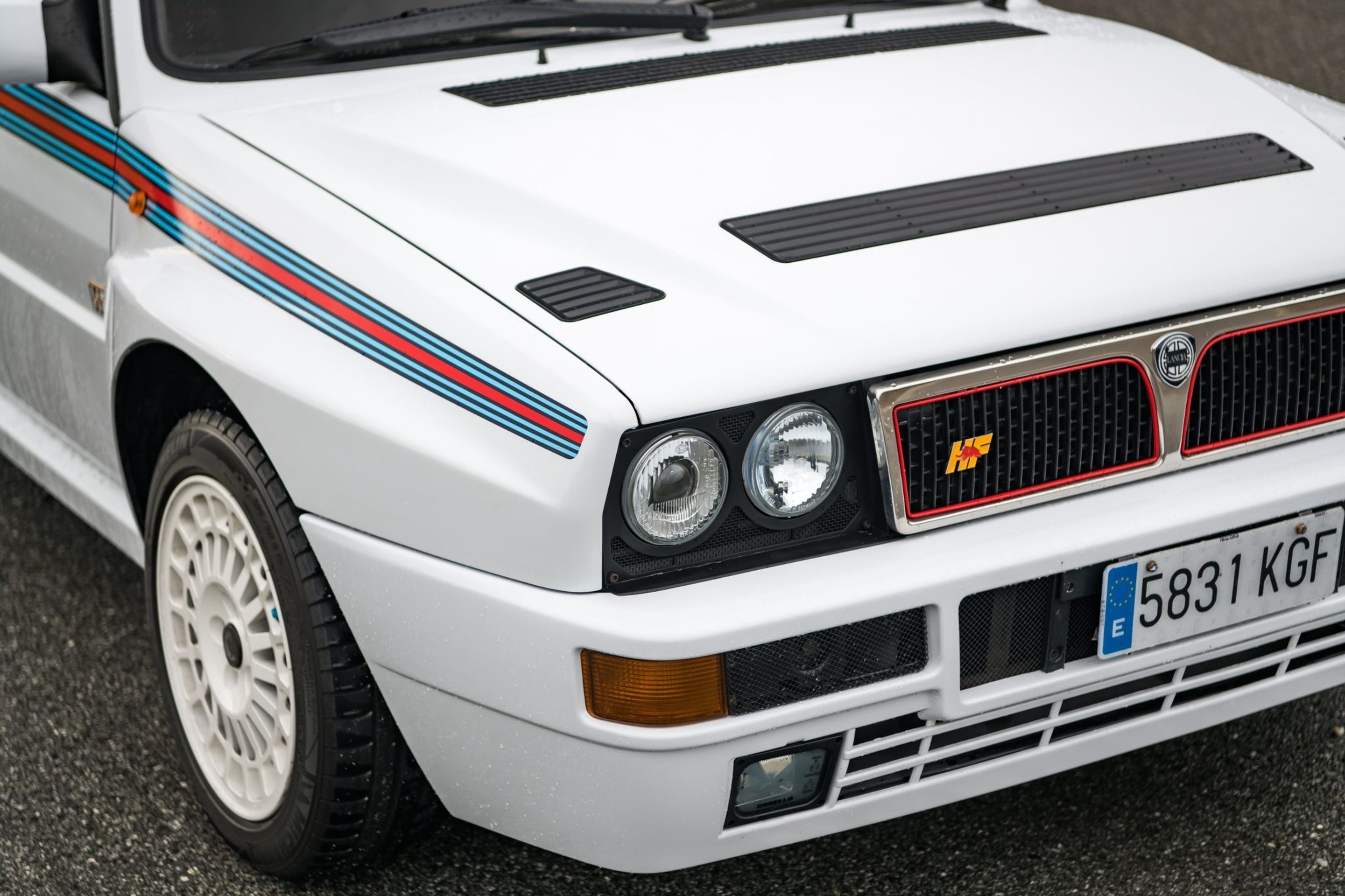 Lancia Delta Integrale Martini 5 Evoluzione - 43 - Fotogalerie: Skoro třicet let stará, ale pořád krásná Lancia Delta (4/20)