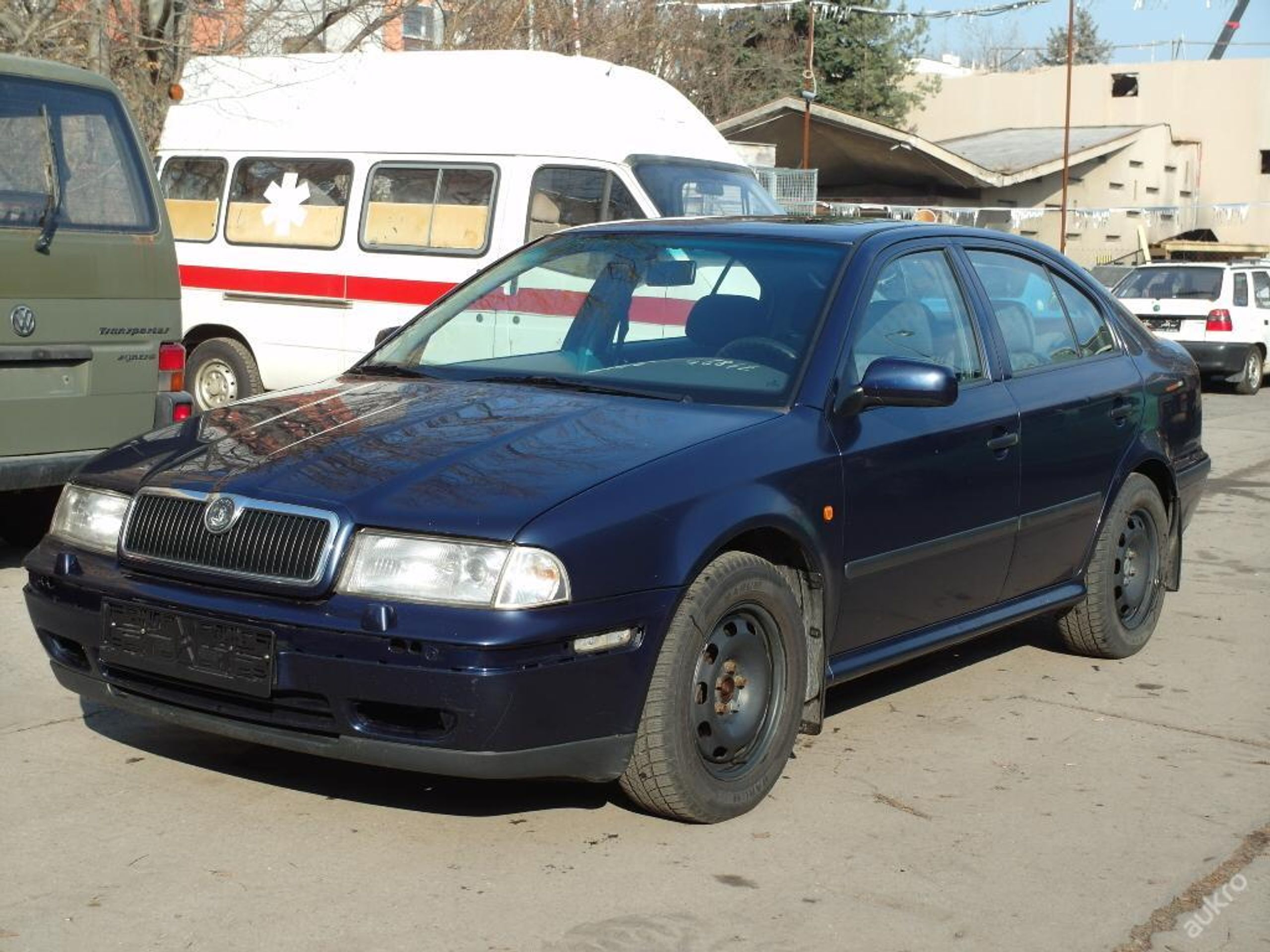 Škoda Octavia 1,8 SLX 20V Klimatizace - 2 - GALERIE: Škoda Octavia 1,8 SLX 20V Klimatizace (2/4)