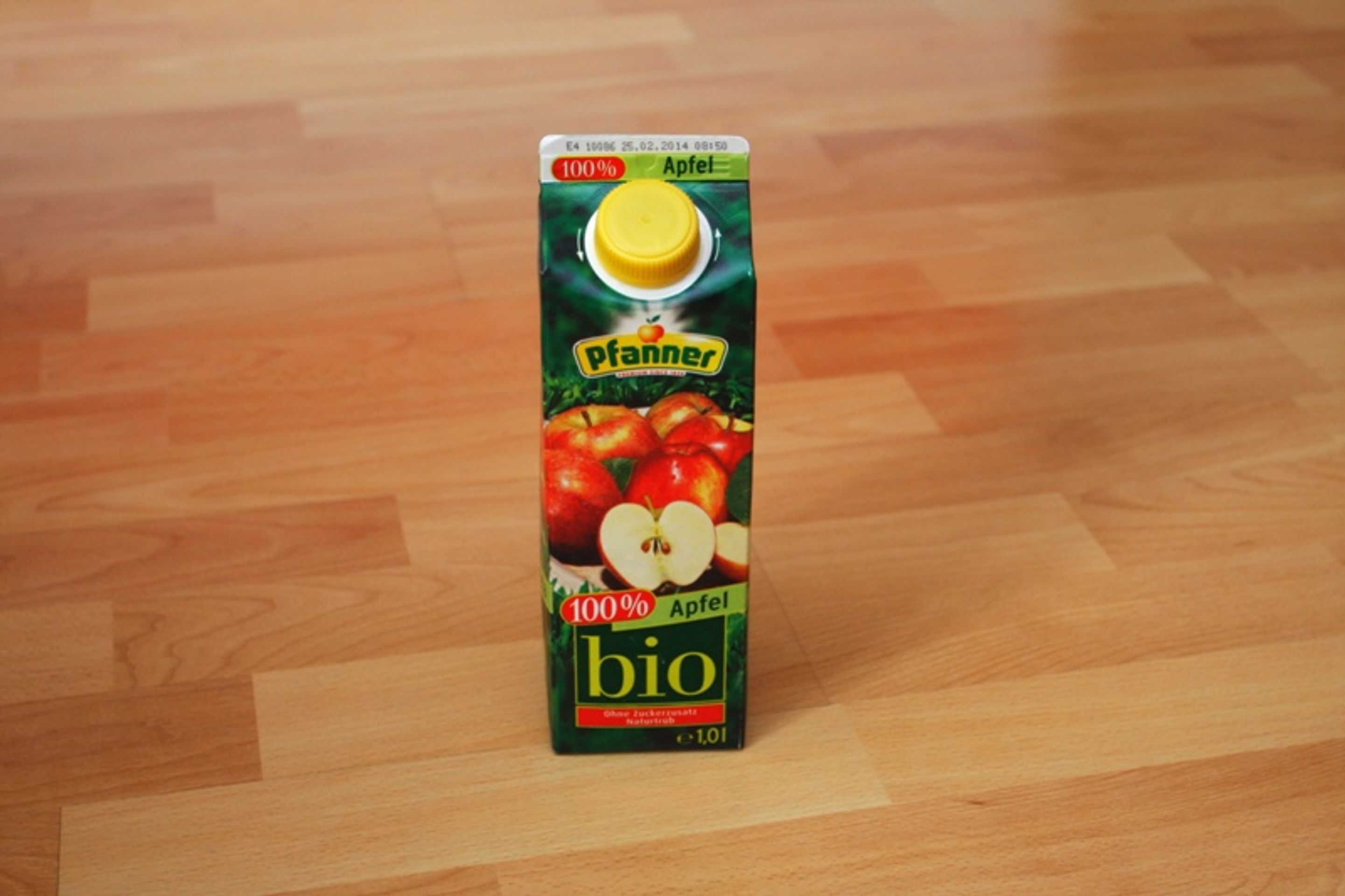 Test jablečných džusů - Pfanner Apfel Bio - GALERIE: Velký test jablečných džusů (1/10)