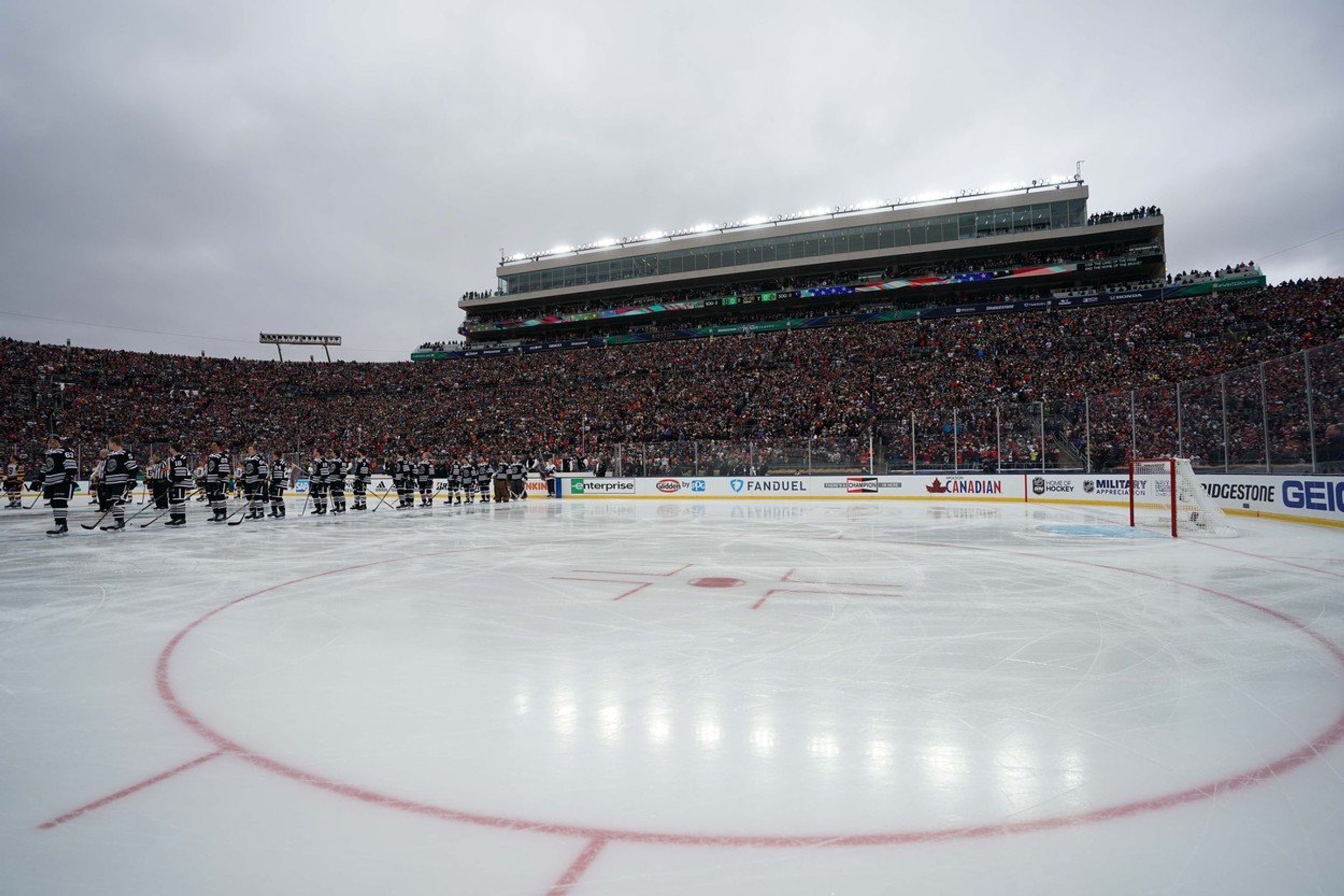 Atmosféra na Winter Classic byla fantastická - GALERIE: Winter Classic (1/4)