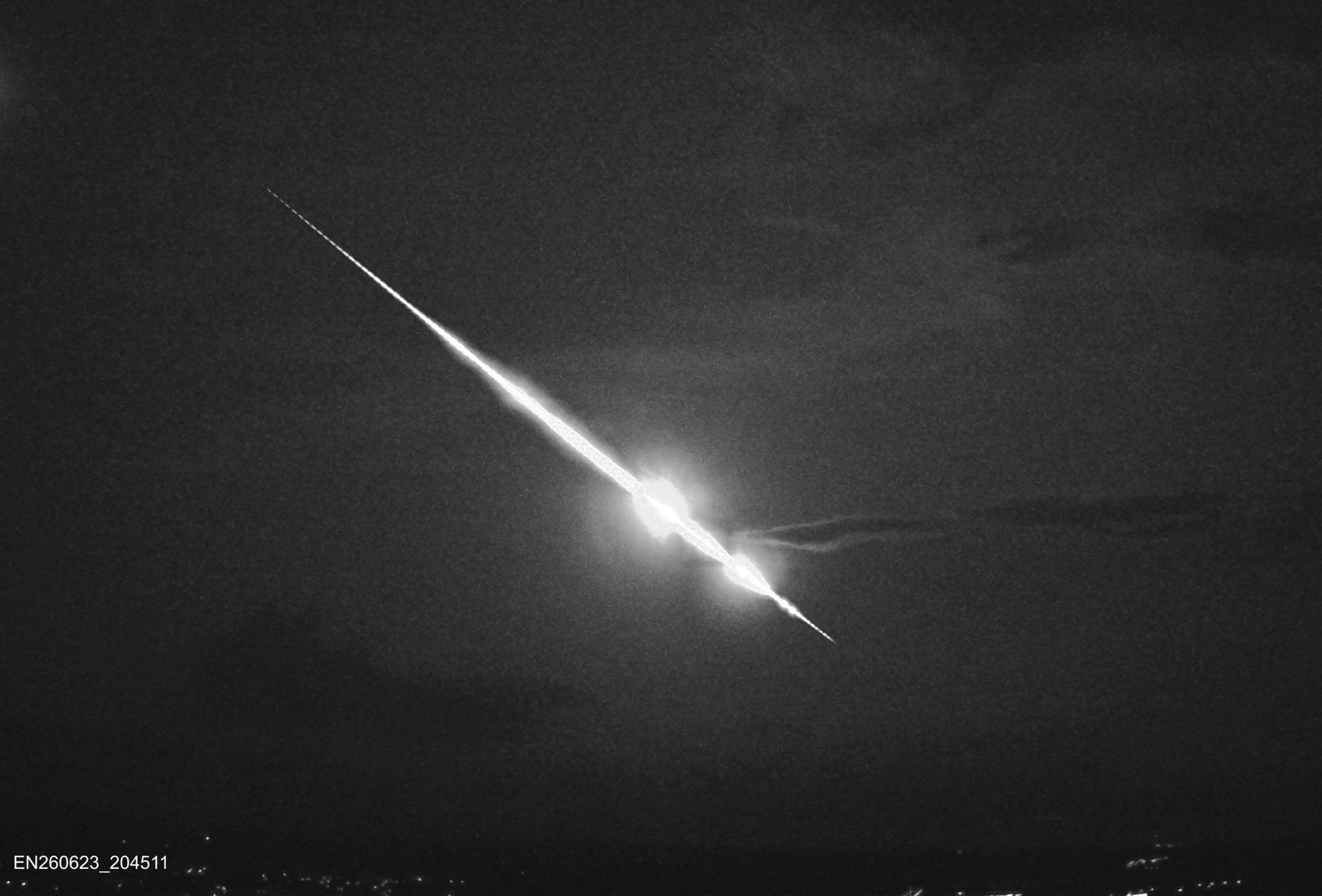 Bolid (2) - Superbolid nad Německem (2/3)