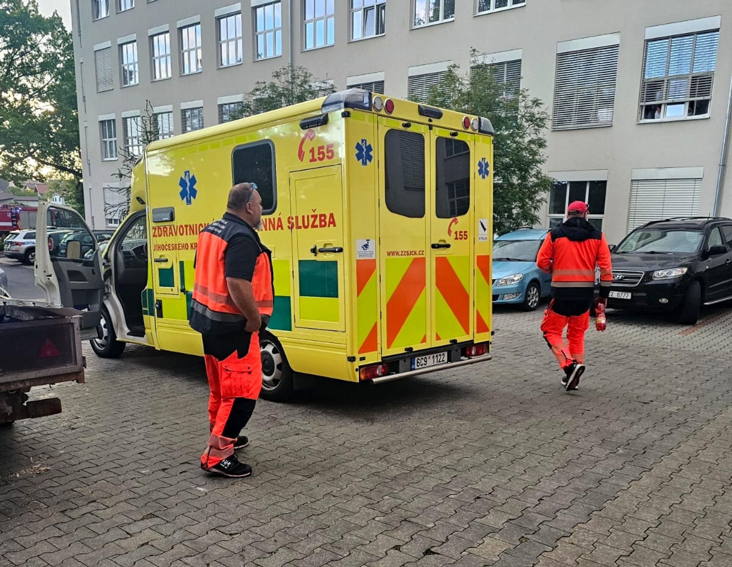 Převoz rizikového pacienta z Tábora - Transport rizikového pacienta do FN Bulovka (4/21)
