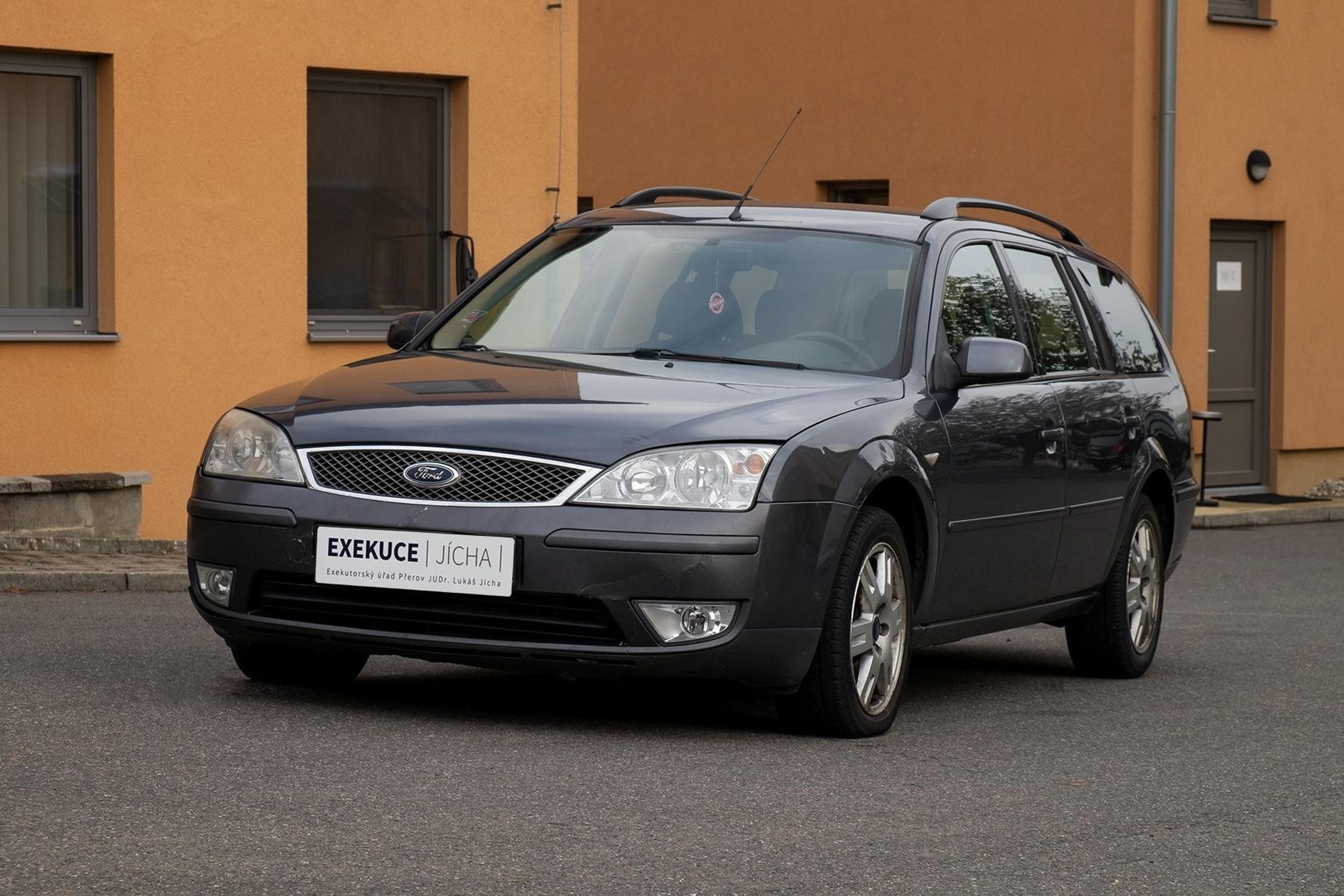 Dražba vozidel - Ford Mondeo Turnier (nafta) - GALERIE: Dražba vozidel (13/20)