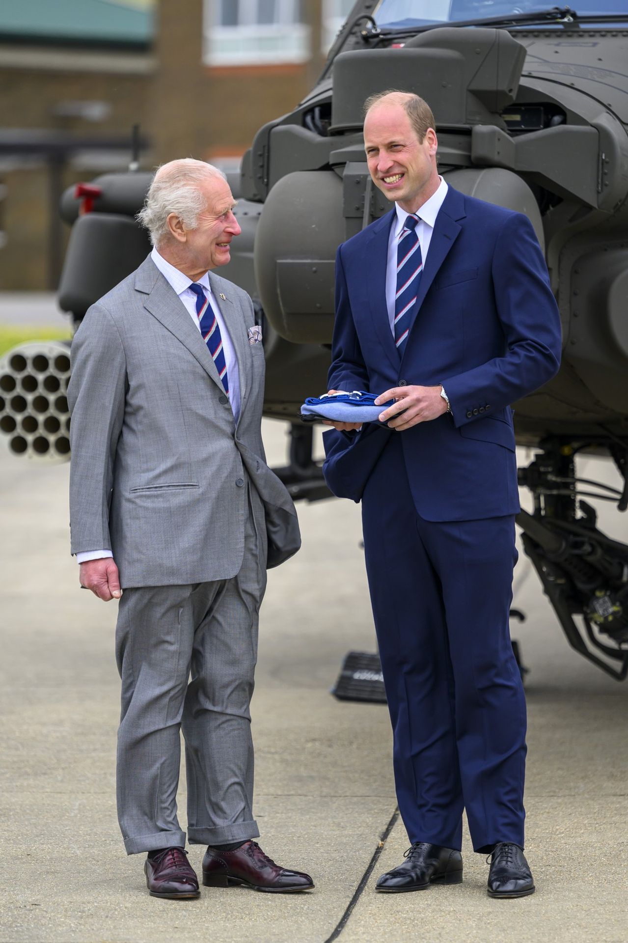 Princi Williamovi byla oficiálně předána králem Karlem III. role vrchního plukovníka armádního leteckého sboru, 13. 5. 2024 (2) - Princ William byl jmenován vrchním plukovníkem armádního leteckého sboru (2/5)