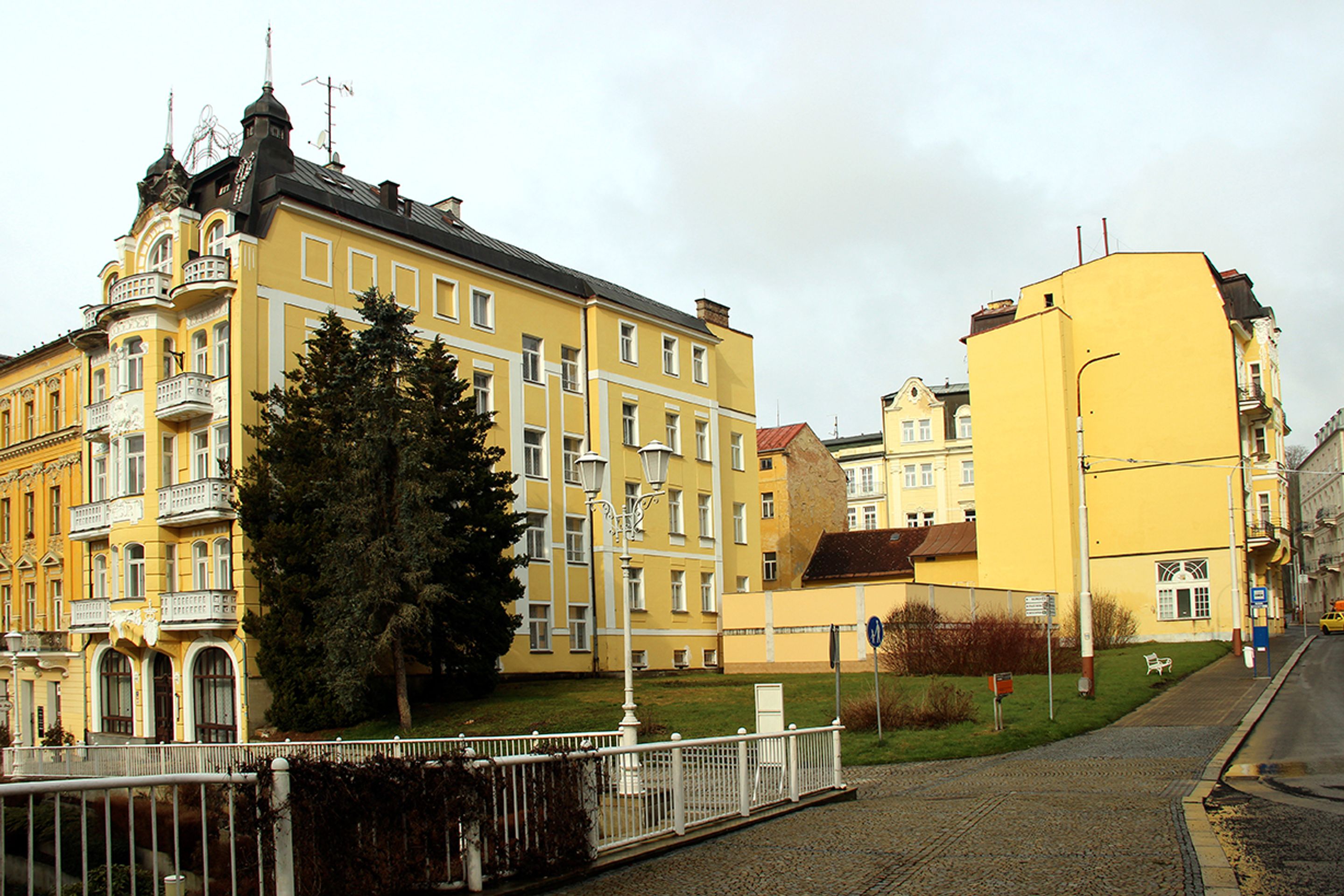 Nabízené nemovitosti ÚZSVM - Lázeňský Dům Mercur - 9 - GALERIE: Nabízené nemovitosti ÚZSVM (13/37)