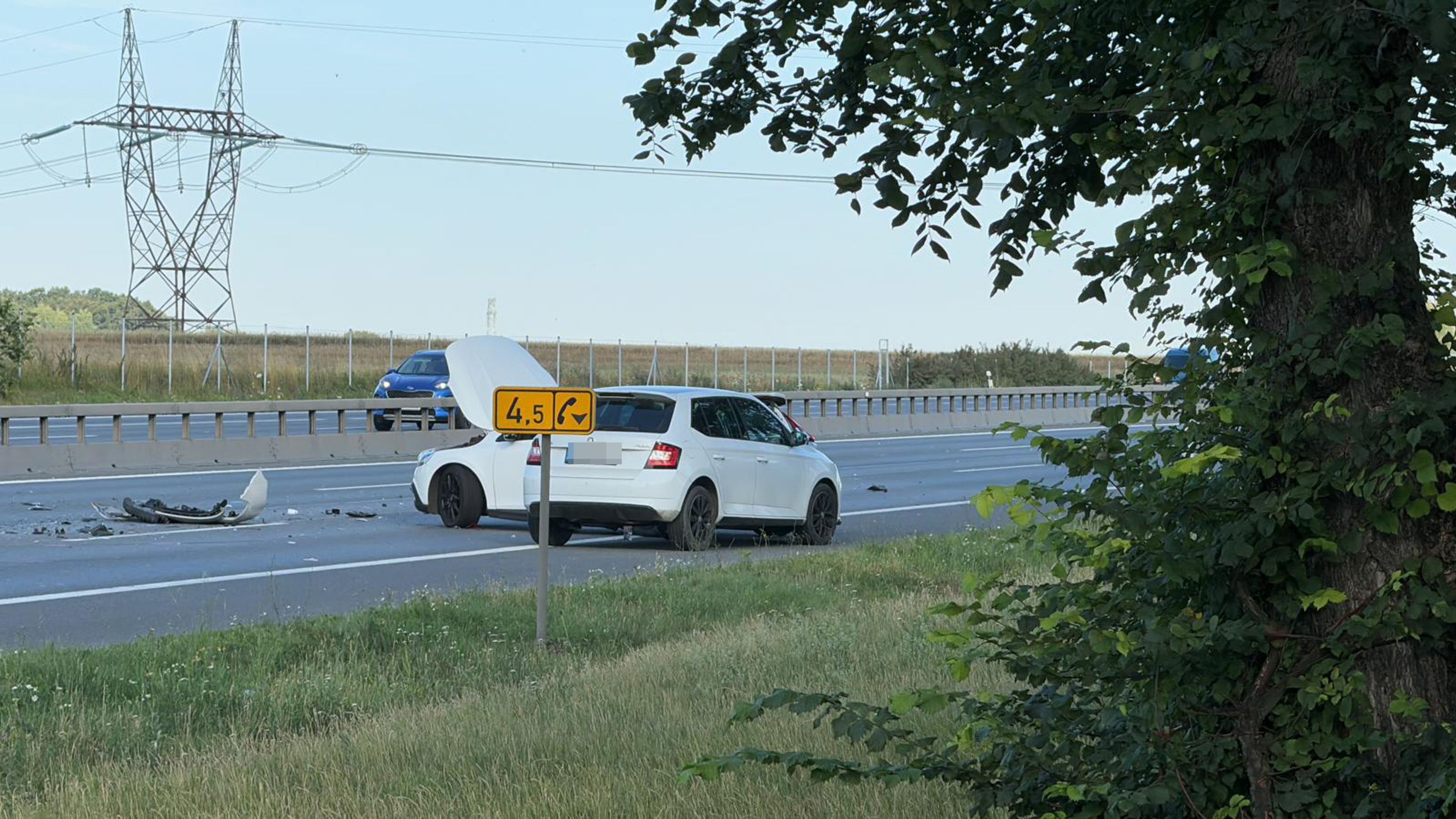 Vážná dopravní nehoda na D1 (7) - Vážná dopravní nehoda na D1 (12/21)