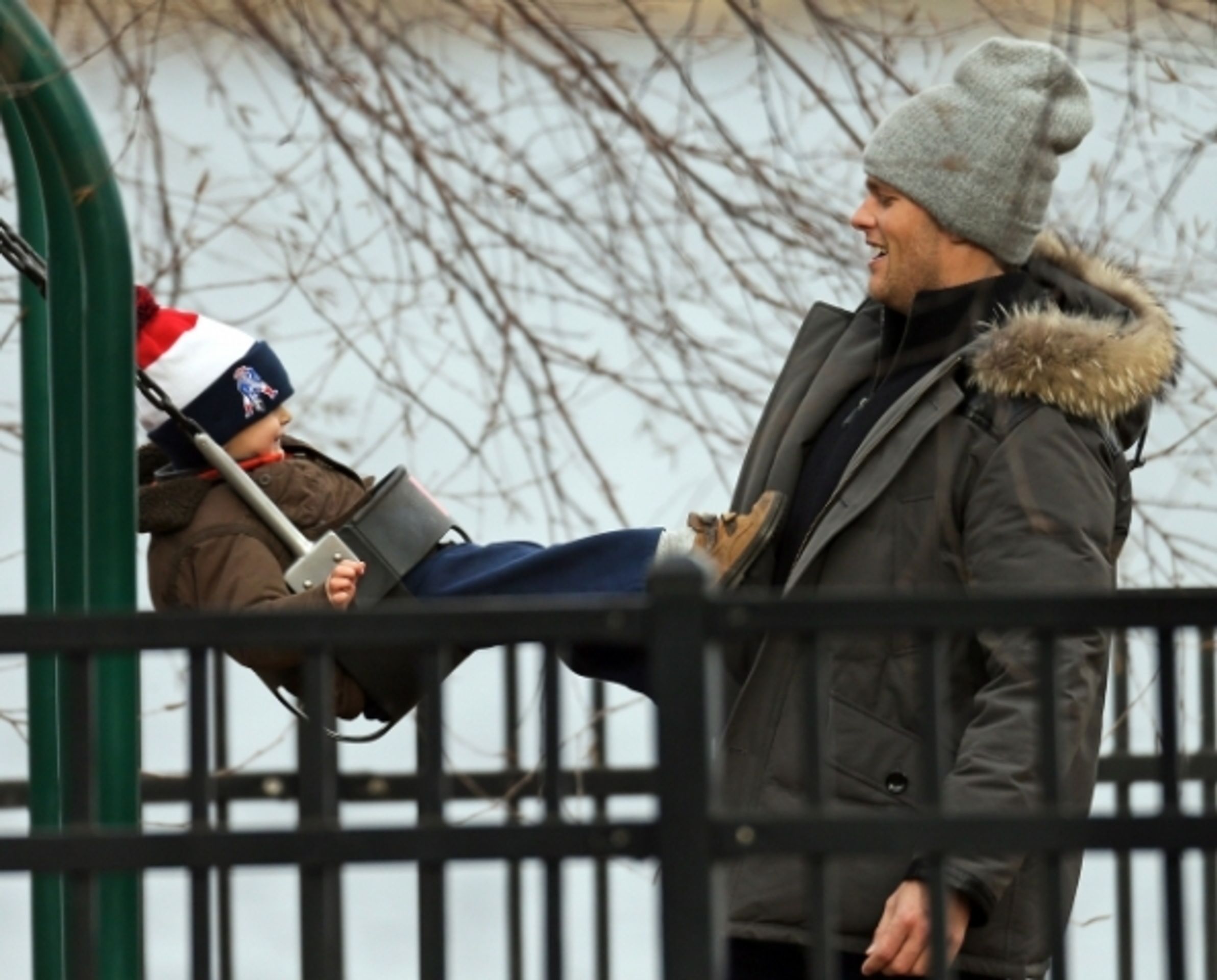 Tom Brady - 7 - GALERIE: Tom Brady - nejvíc sexy sportovec světa (6/10)