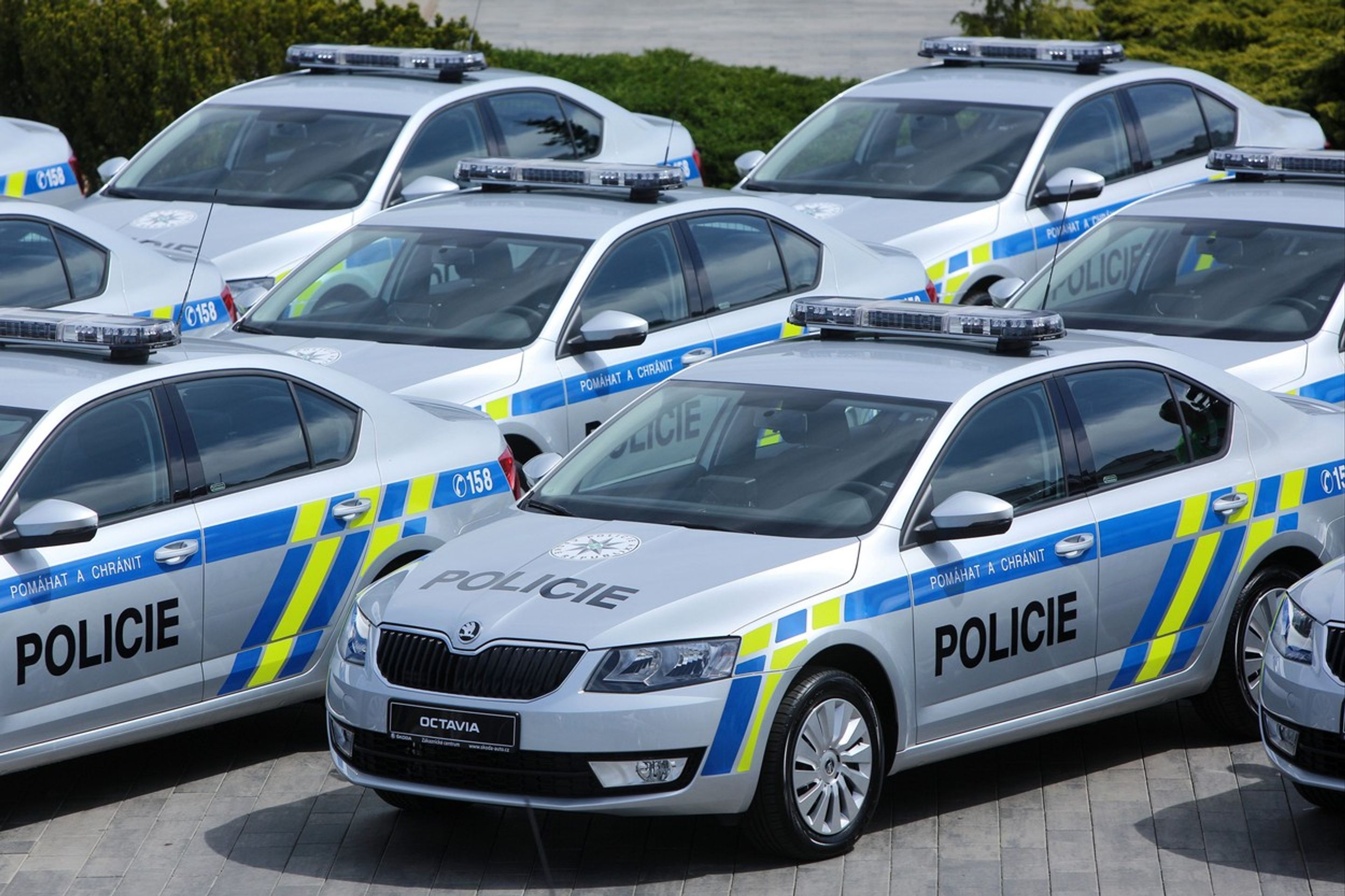 Policejní automobil - ŠKODA OCTAVIA II. generace - GALERIE: Policejní vozy (9/10)