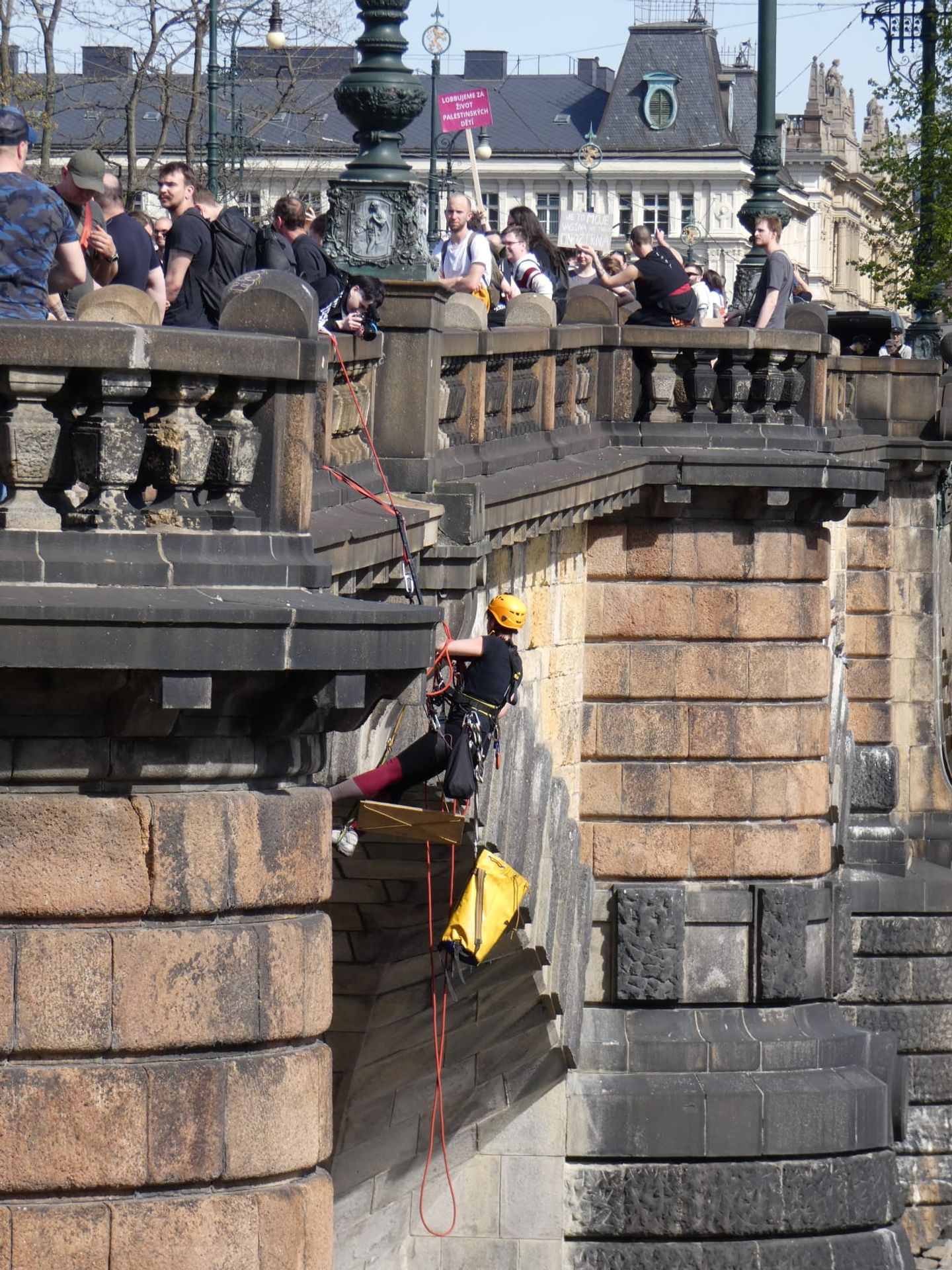 Protest na mostě Legií - Protest na mostě Legií (10/14)