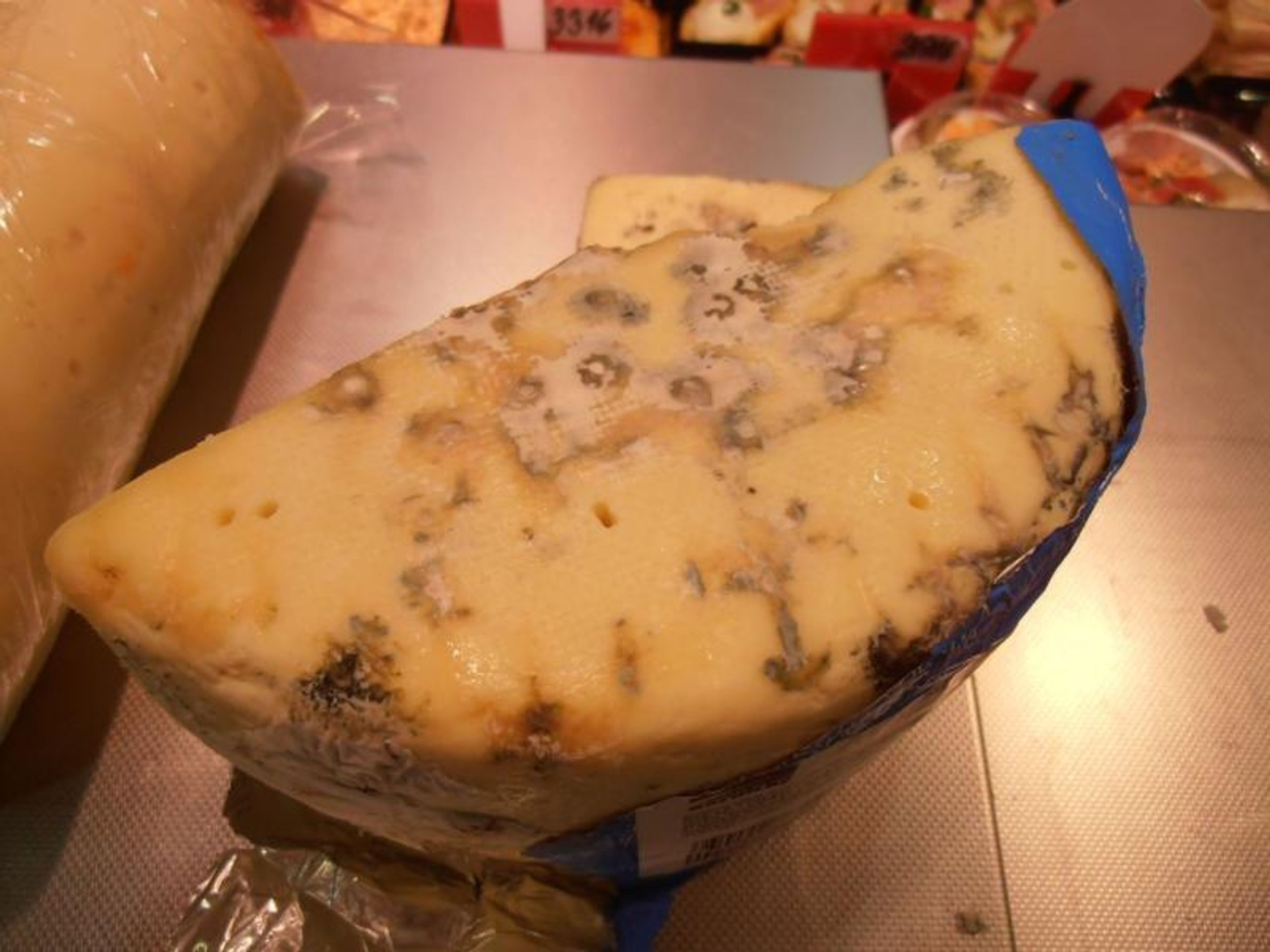 Potraviny na pranýři: Sýr Mont Noris 50 % s modrou plísní - 3 - Potraviny na pranýři: Sýr Mont Noris 50 % s modrou plísní (1/3)