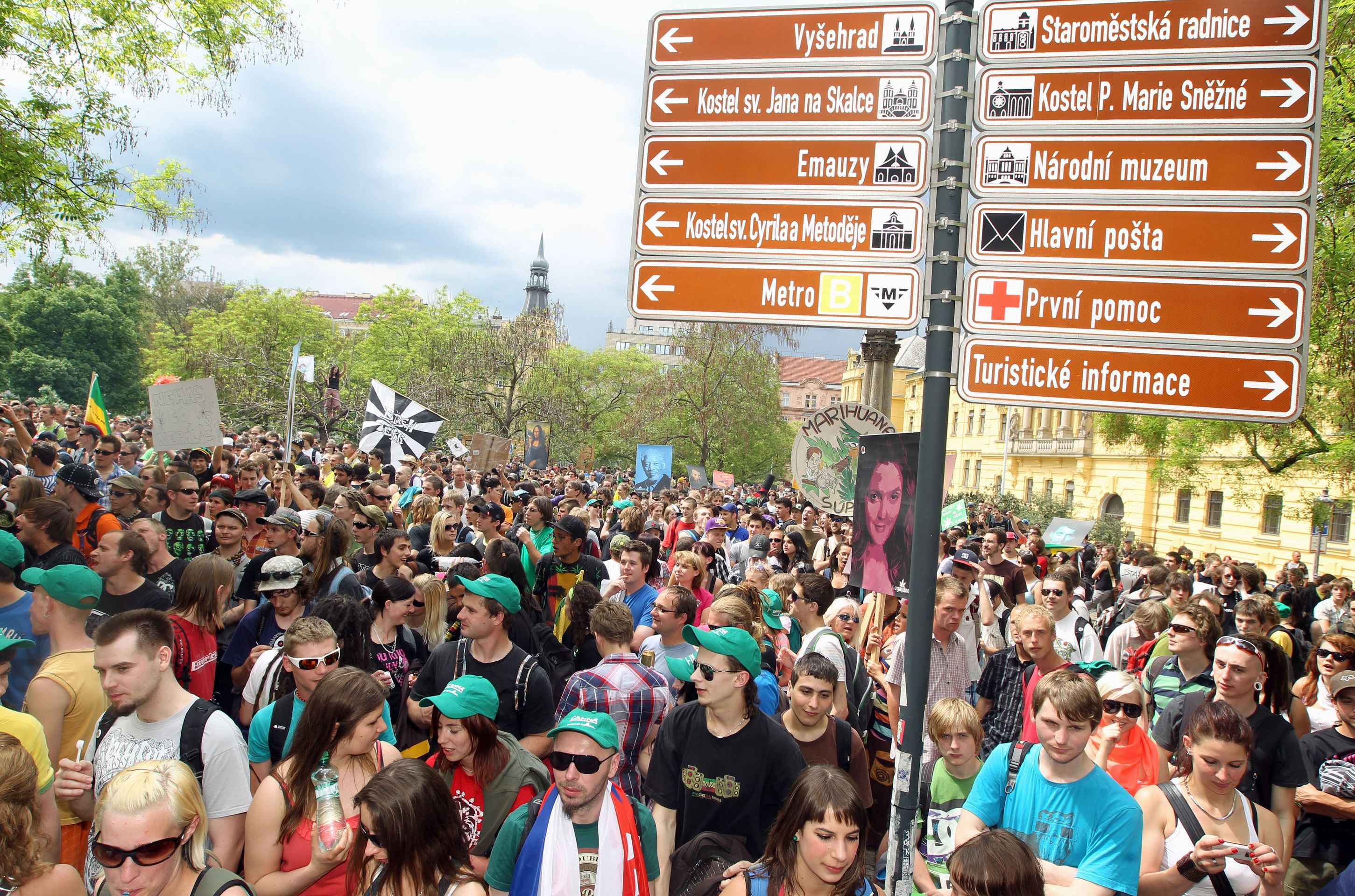 Million marihuana march 2012 - foto - 7 - Million marihuana march 2012 - foto (10/15)