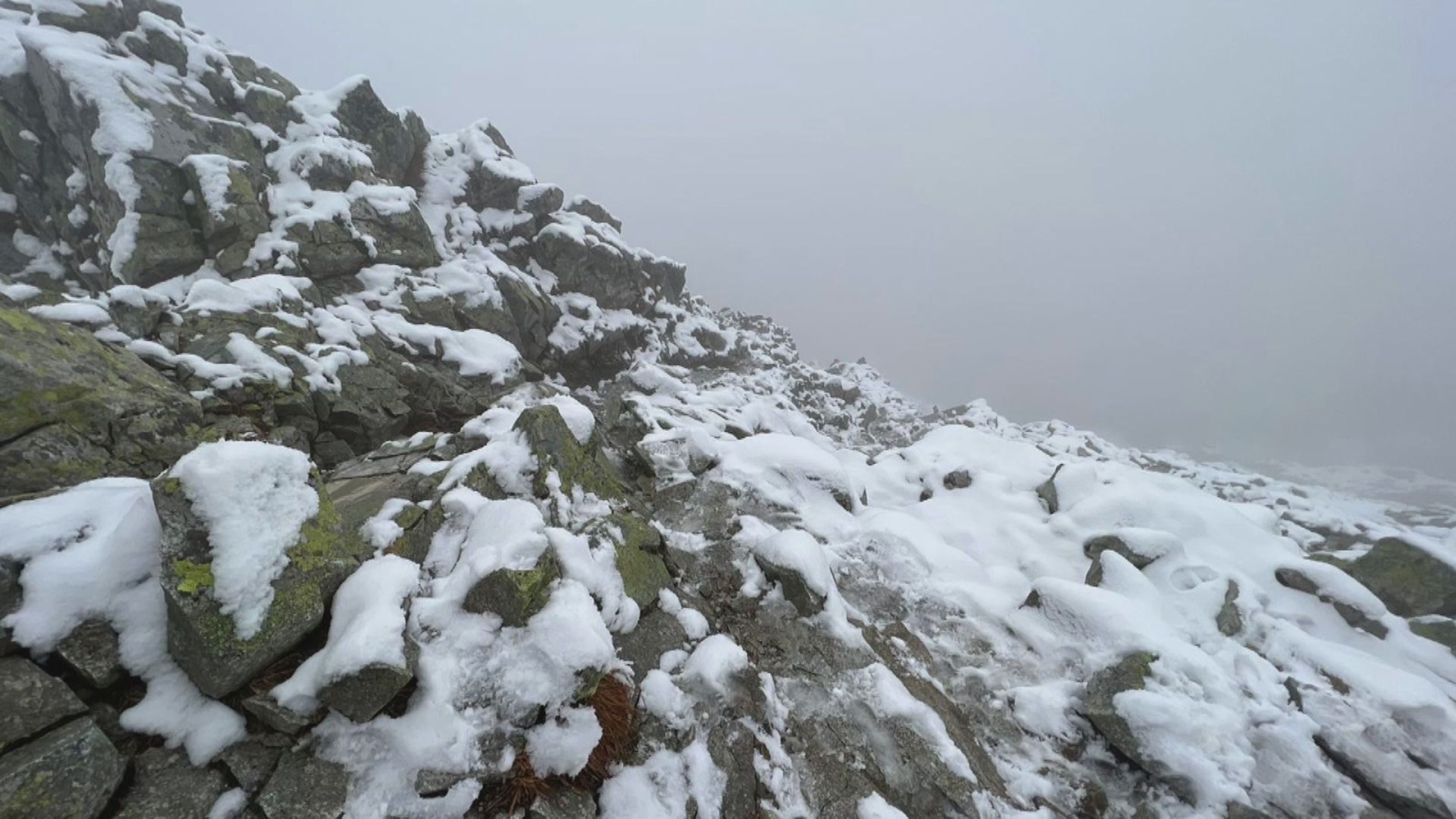 Tatry pokryl sníh - Sníh v Tatrách (4/8)