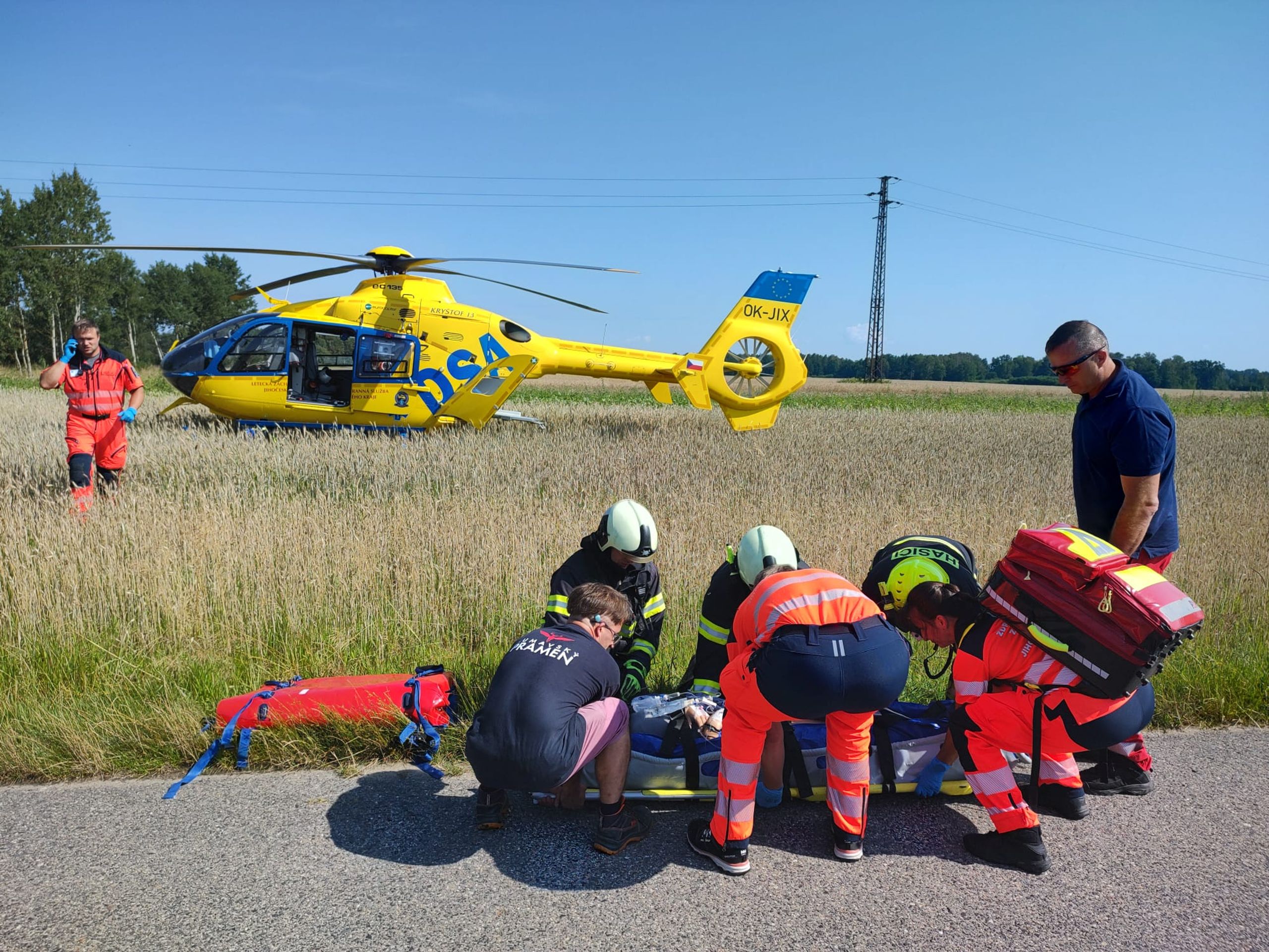 Dopravní nehoda se zraněním na Jindřichohradecku - Dopravní nehoda se zraněním na Jindřichohradecku (3/7)