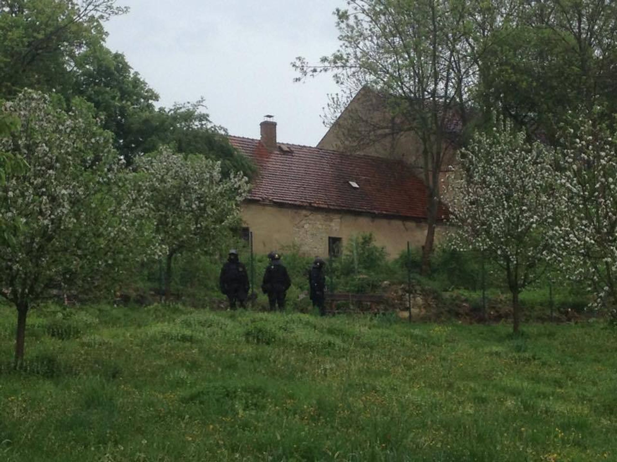 Zásah těžkooděnců na Cibulce - 6 - GALERIE: Zásah těžkooděnců proti squatterům na Cibulce (3/6)