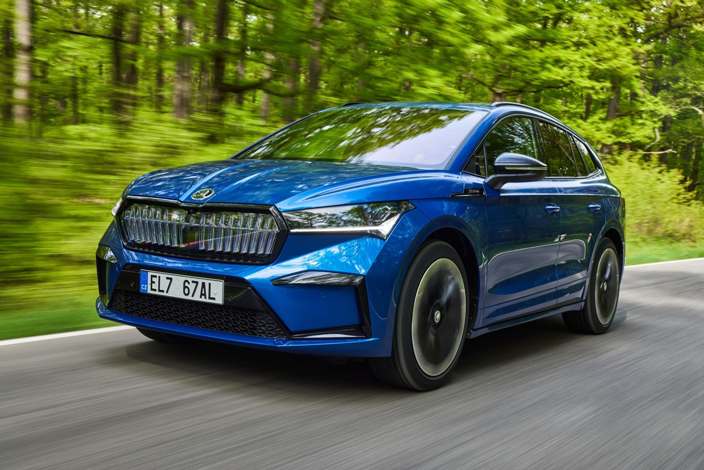Škoda Enyaq Sportline iV - 31 - Fotogalerie: Sportovně laděná Škoda Enyaq Sportline (2/18)
