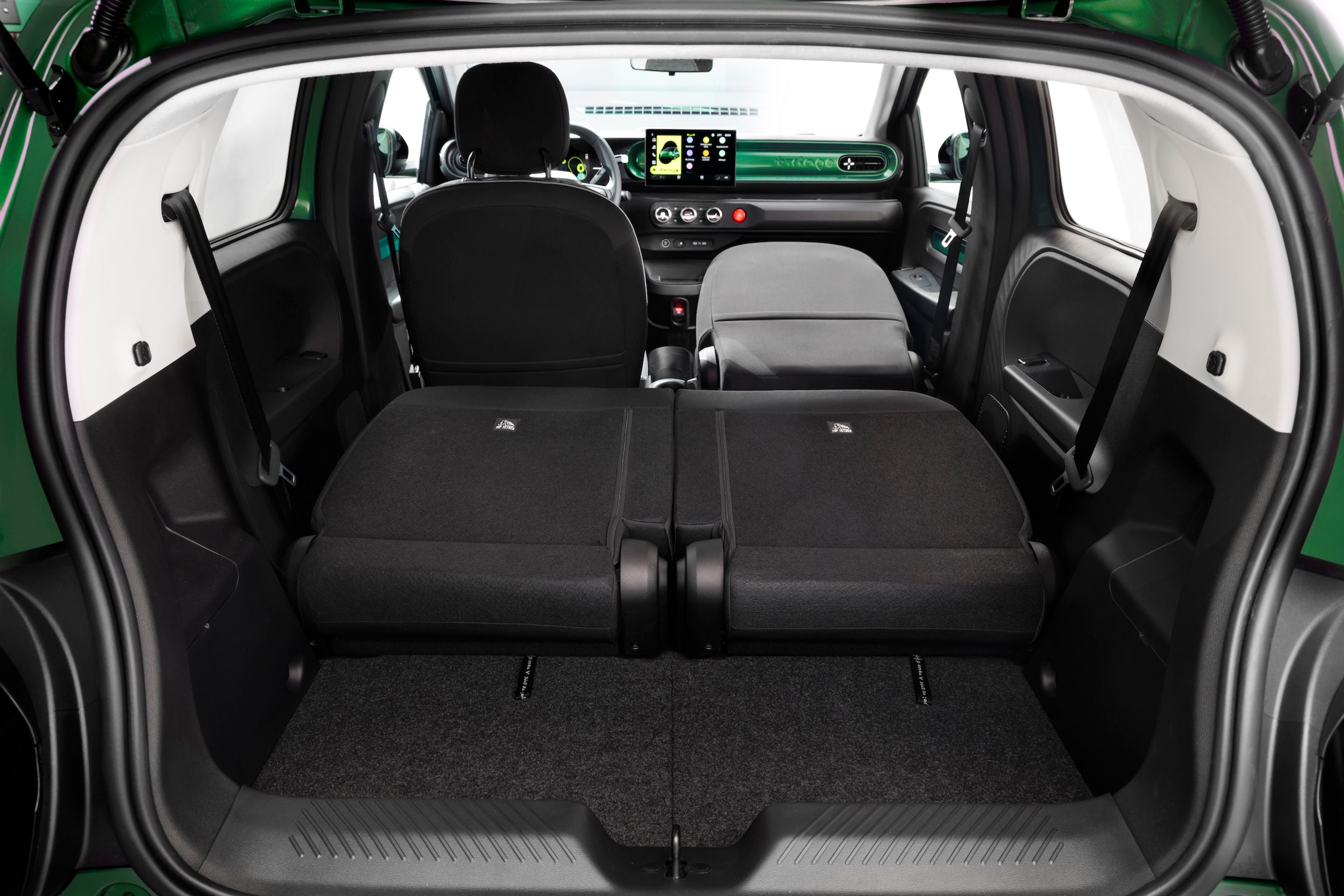 Renault Twingo E-Tech - Malé Twingo se vrací jako elektromobil (16/22)