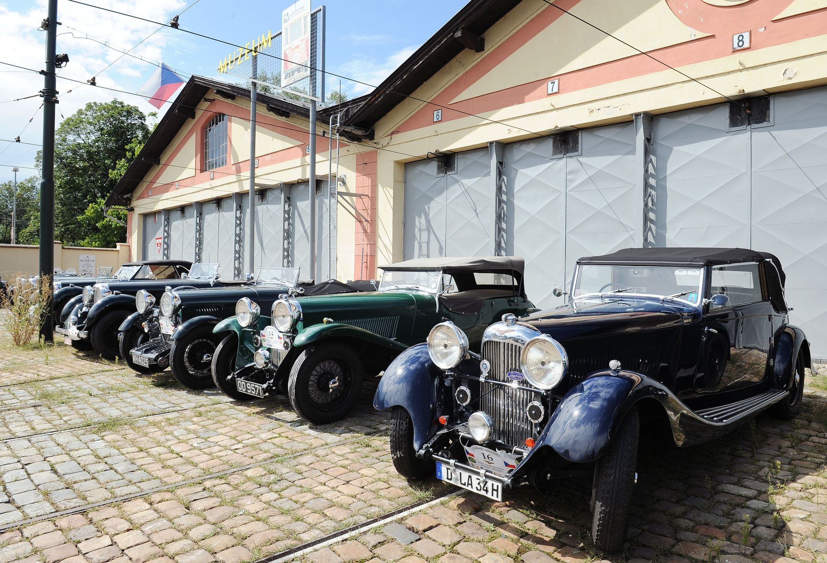 Sraz vozů Lagonda - 17 - GALERIE: Sraz vozů Lagonda (25/34)